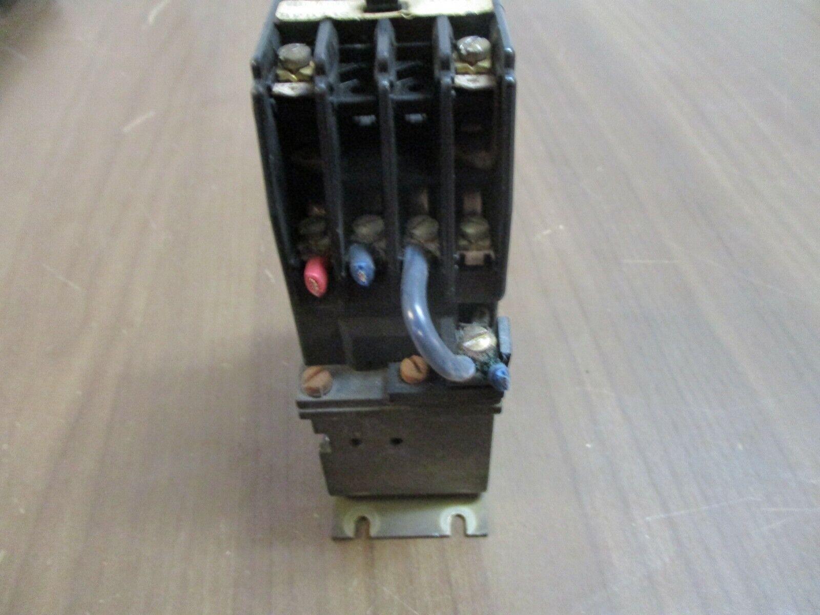 Westinghouse Control Relay BFD33S 120VDC Coil 10A 300VAC Used