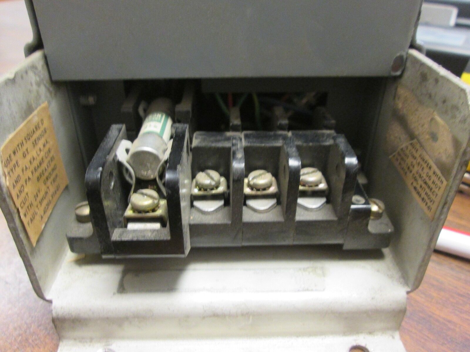 Square D Type GP Ground Powered Time Delay Ground Fault Relay GP-200C Used