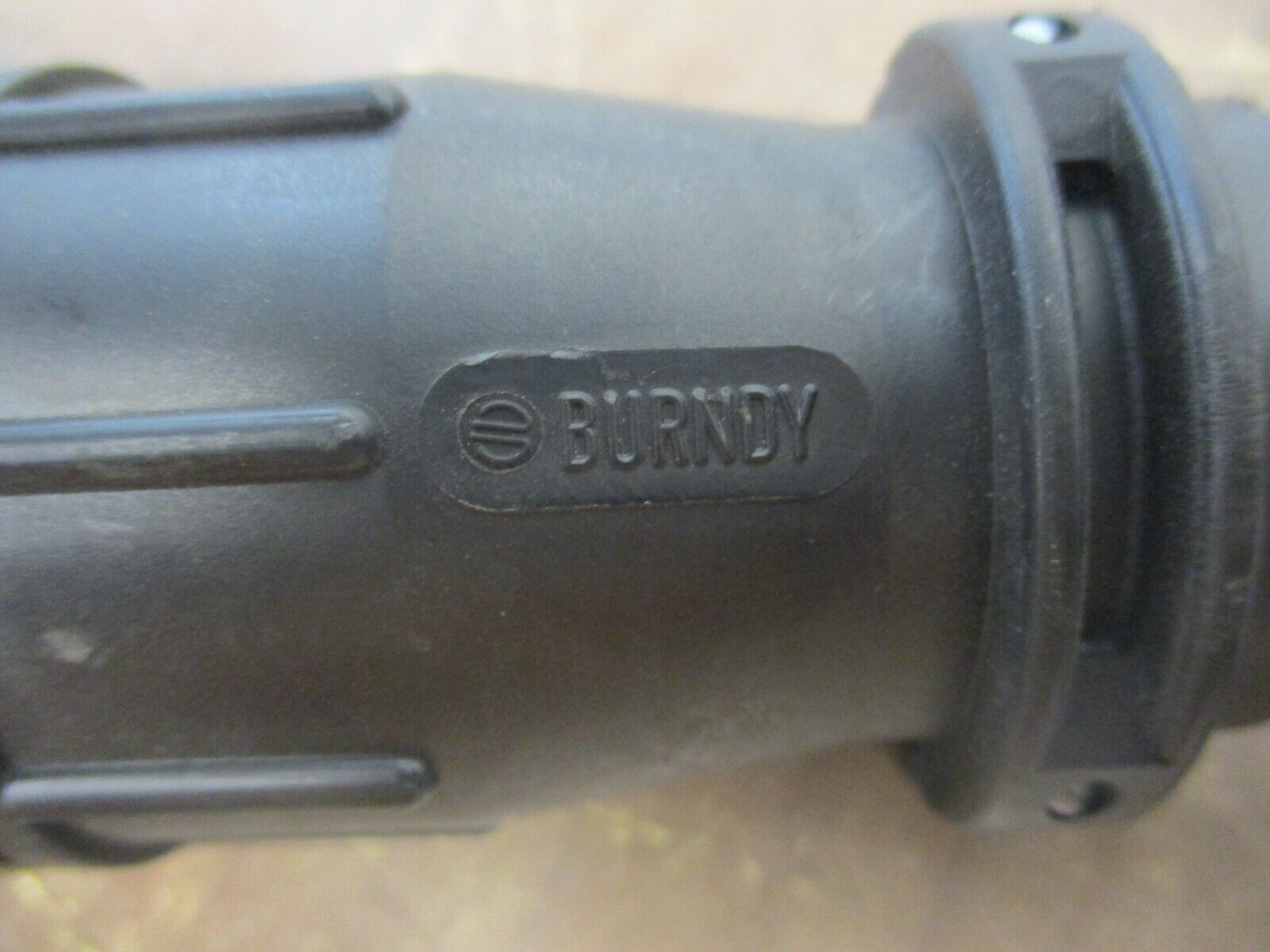 SOURIAU/BURNDY UTG Series Connector 24-5 5-Pin Used