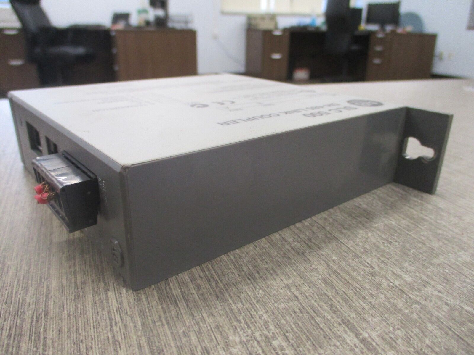 Allen-Bradley SLC 500 DH-485 Link Coupler 1747-AIC Ser. B 24VDC 190mA Used