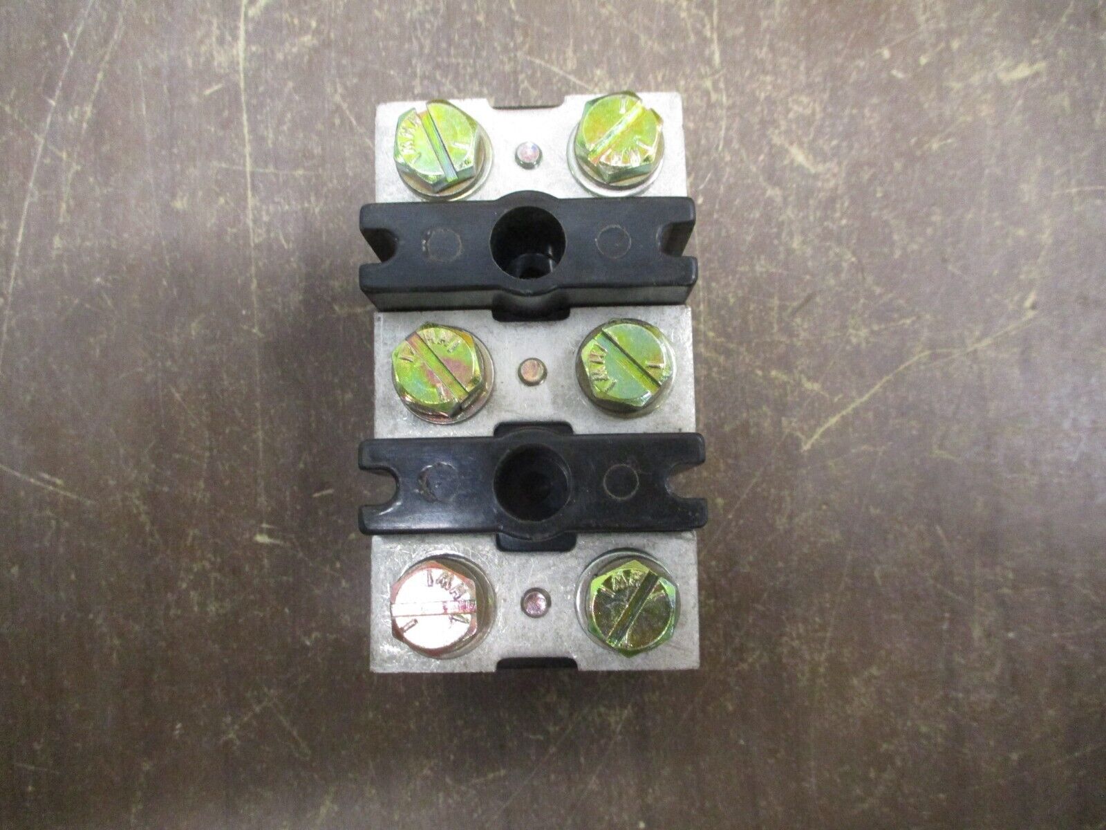 GE Terminal Block 8690261G7 150A 600V CR2960SY139C3D Used