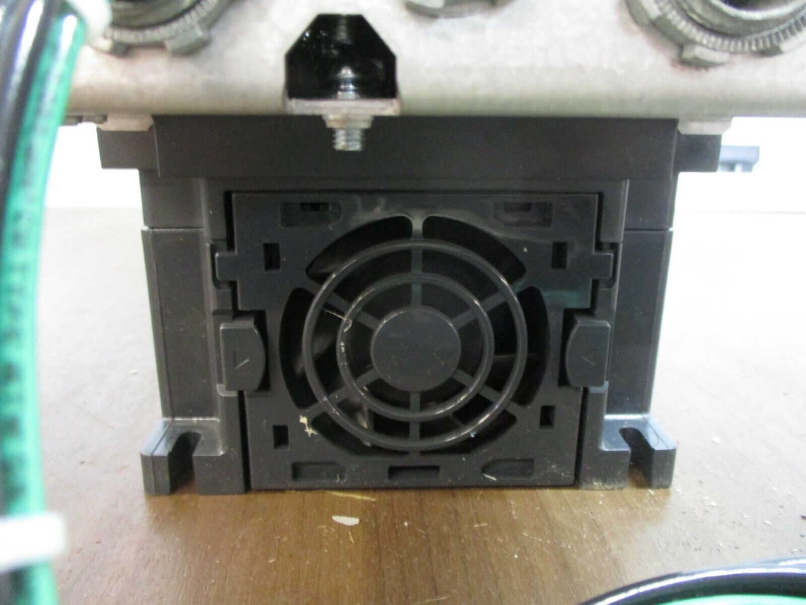 Schneider Electric Altivar 930 AC Drive ATV930U22N4 3HP 3Ph w/ Keypad Used