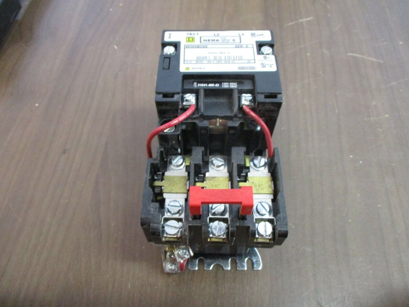 Square D Size 0 Starter 8536SBO2S Ser. A 120V Coil *Missing (1) Terminal Screw*