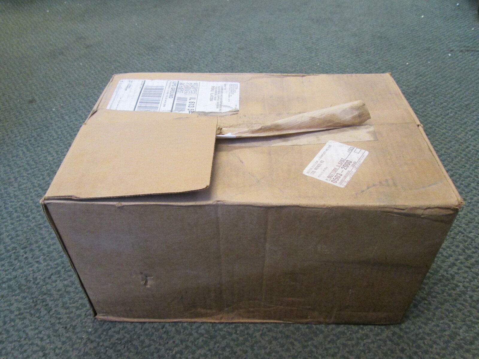 Eaton Enclosed Lighting Contator ECL03C1H6A 30A Type 1 Enclosure 6P New Surplus
