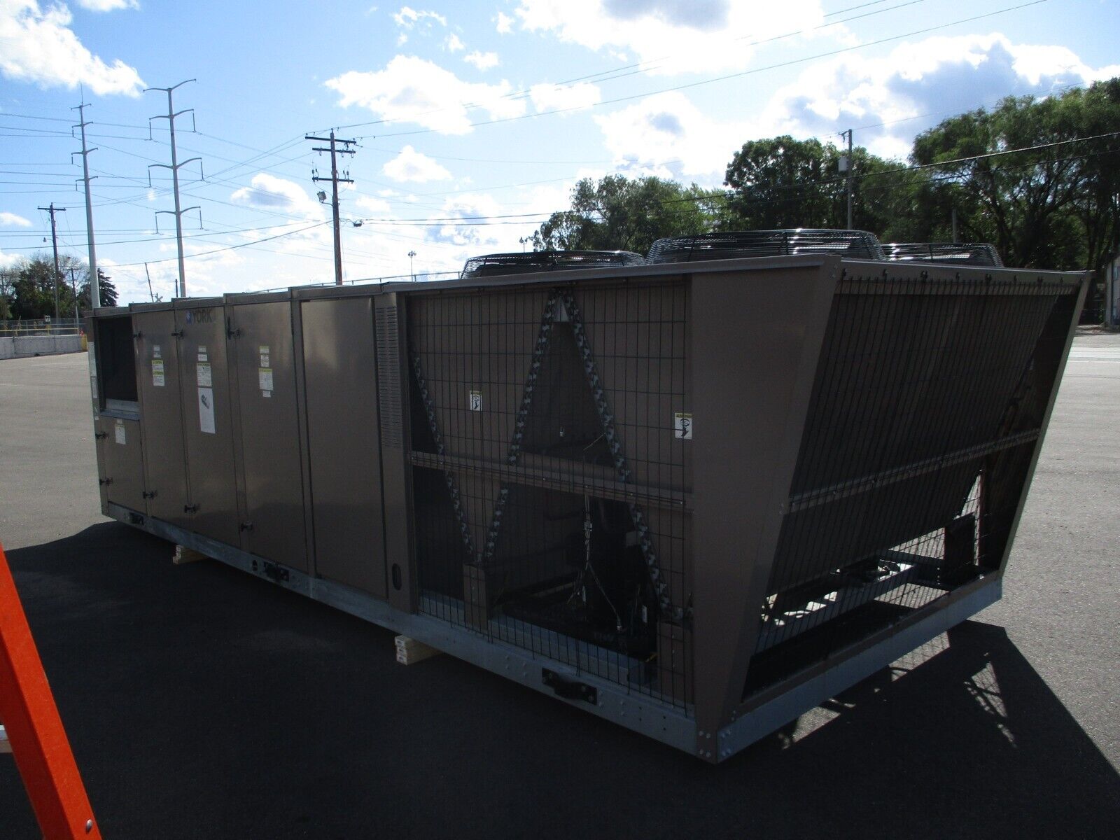 York Millennium Rooftop Unit Z4C024AAD3A3ABEDC1 40 Tons No Heat 460V 3Ph Used