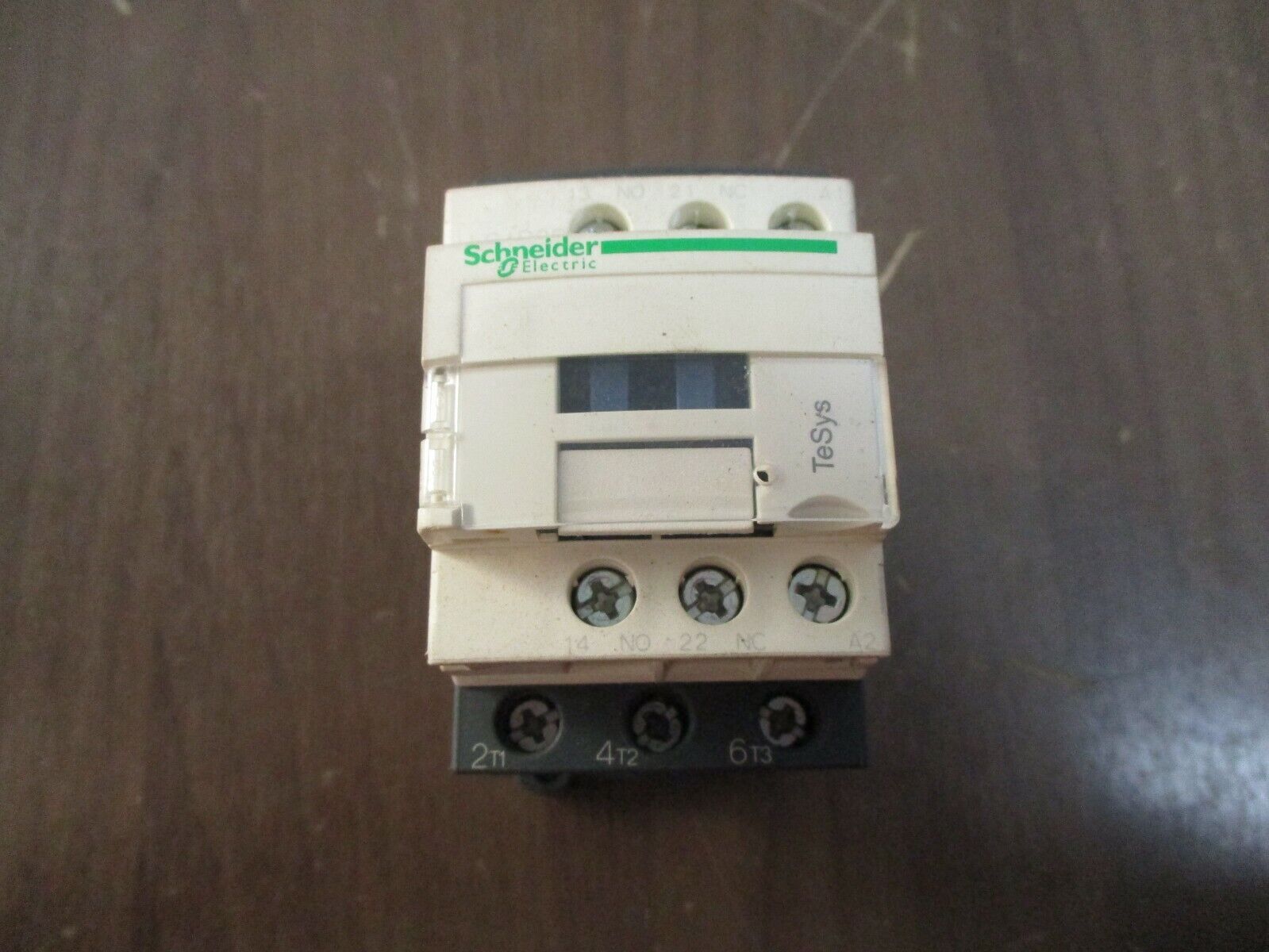 Schneider Electric Contactor LC1 D09...C 220V Coil Used