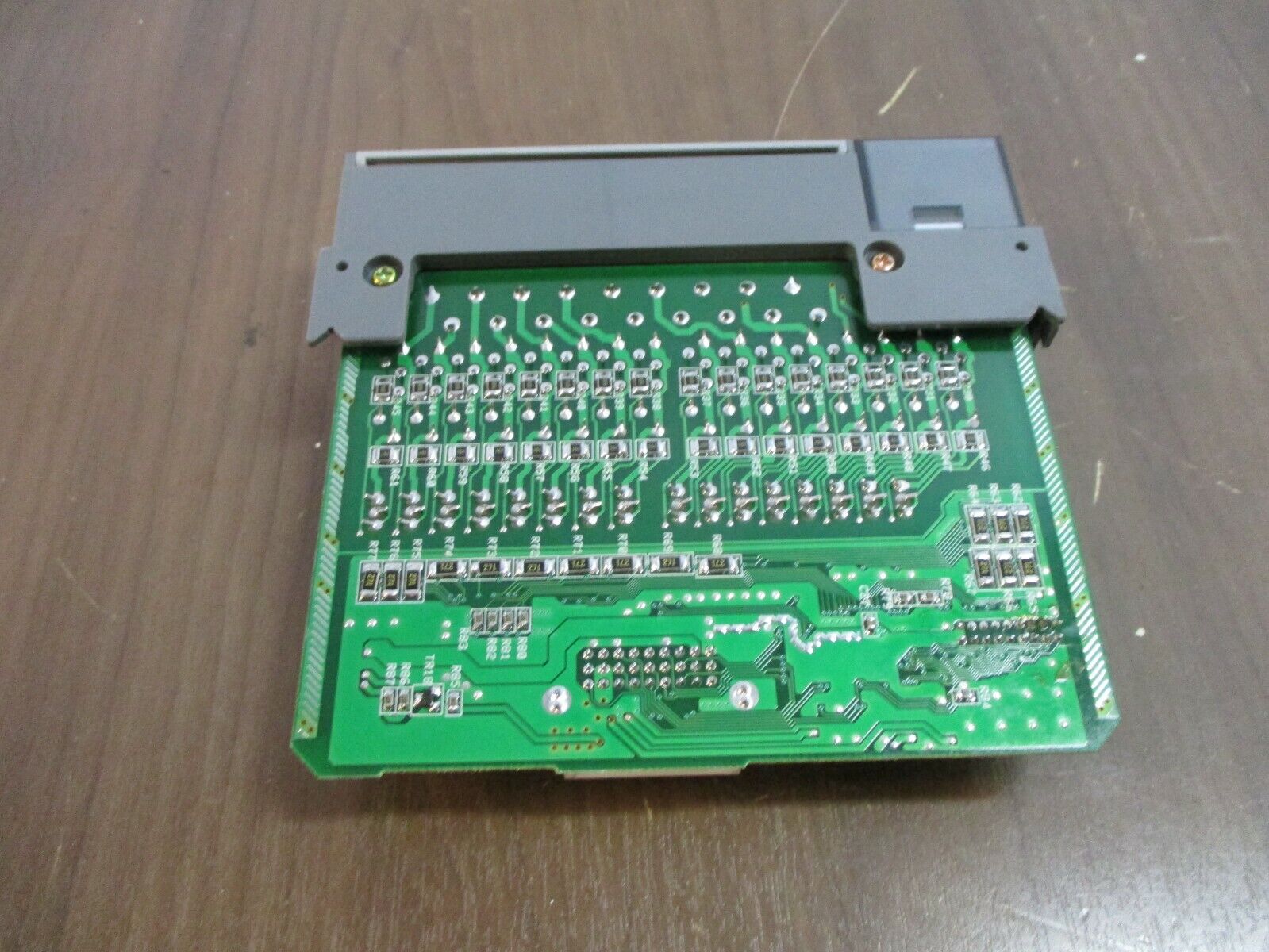 Allen-Bradley SLC 500 Output Module 1746-OA16 Ser. D 85-265VAC 50/60Hz Used