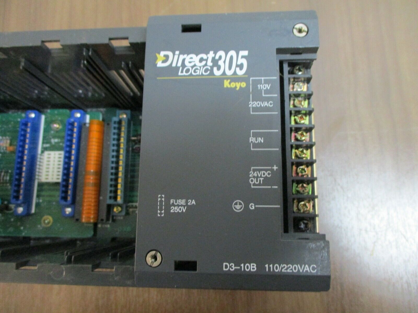 PLC Direct Koyo Direct Logic 305 PLC Rack D3-10B 10-Slot 110/220V Used