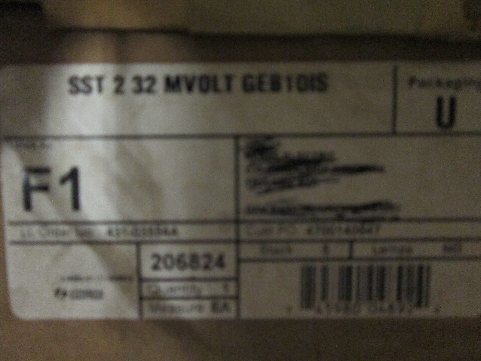 Lithonia Lighting Fluorescent Light SST 2 32 MVOLT GEB10IS 206824 New Surplus
