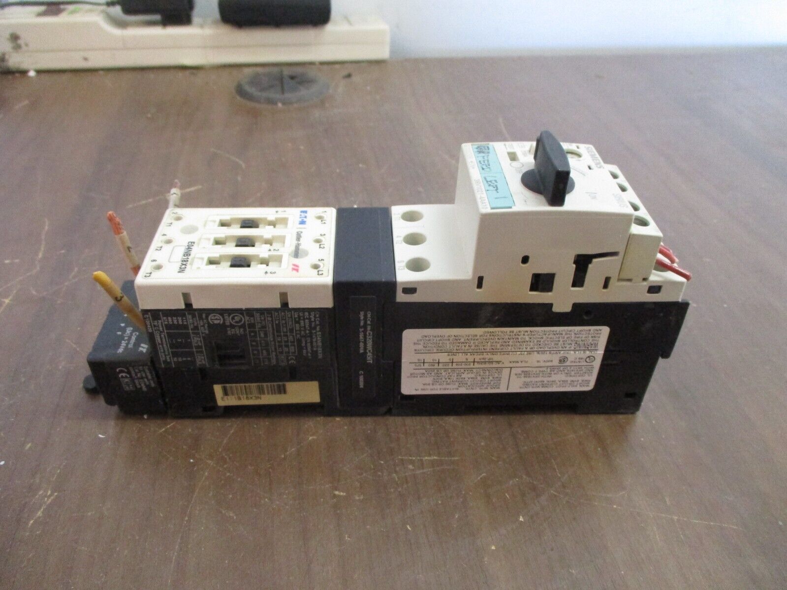 Eaton / Siemens Starter E04NB18X3N / 3RV1021-4AA10 24VDC Coil Trip: 11-16A Used