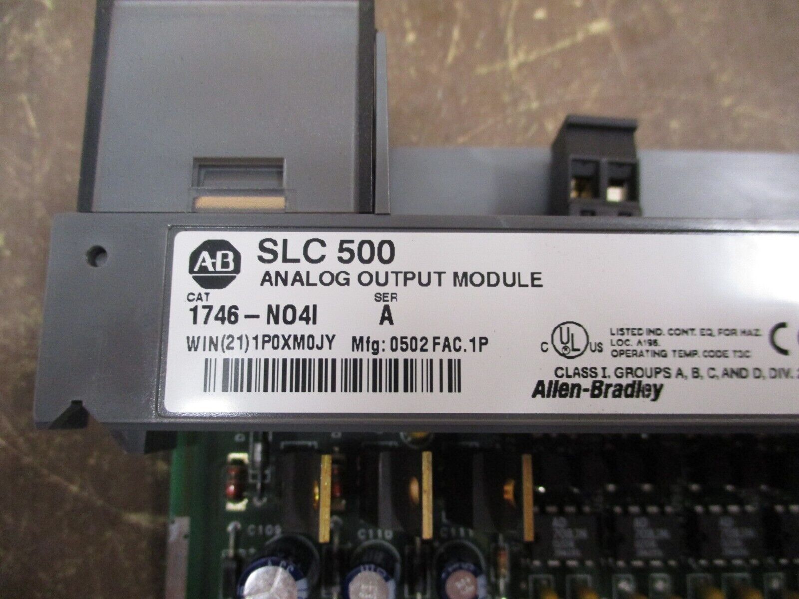 Allen-Bradley SLC500 Analog Output Module 1746-NO4I Ser. A Used