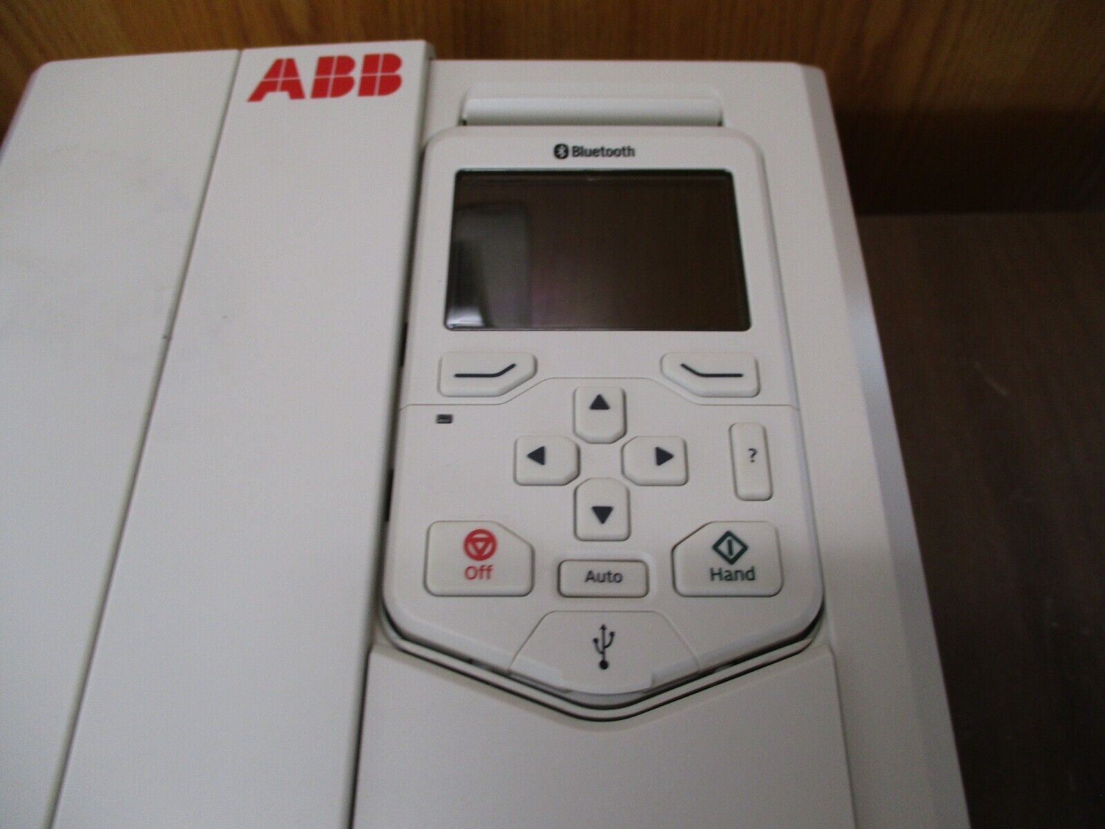 ABB ACH580 AC Drive ACH580-01-027A-4+J429 20HP 3Ph w/ Keypad Used