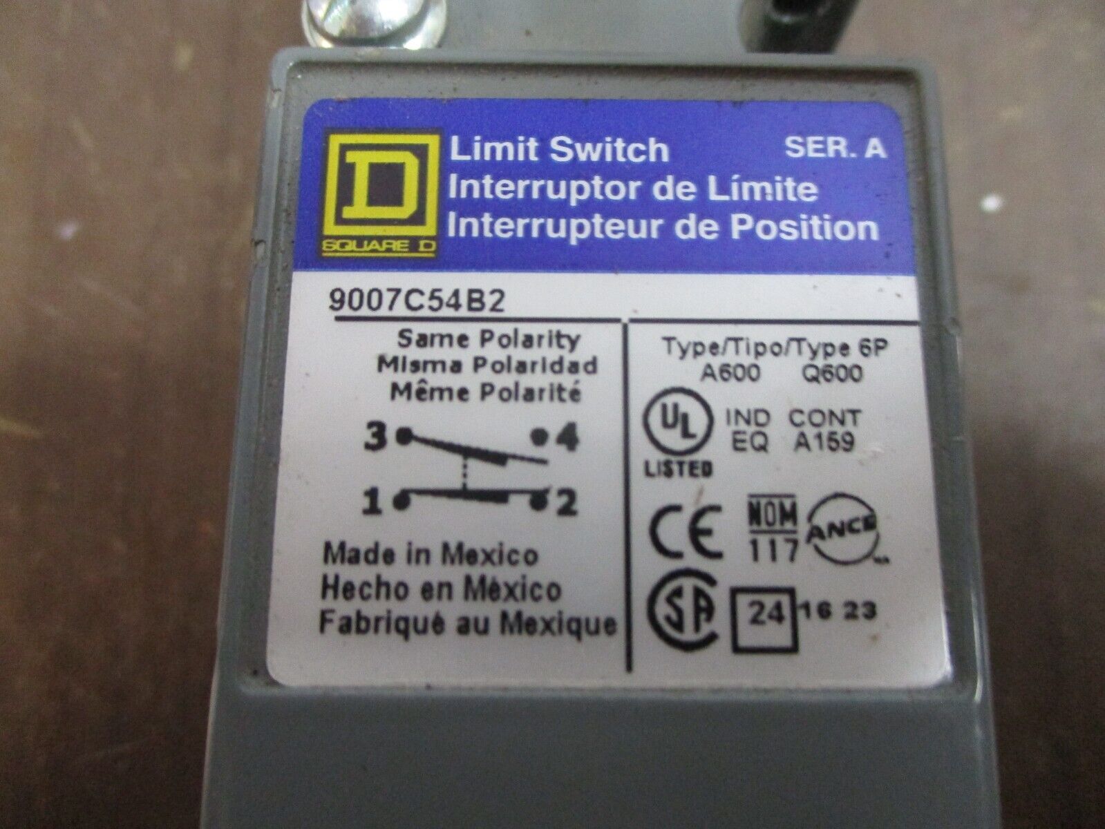 Square D Limit Switch 9007C54B2 Ser. A Type 6P Used