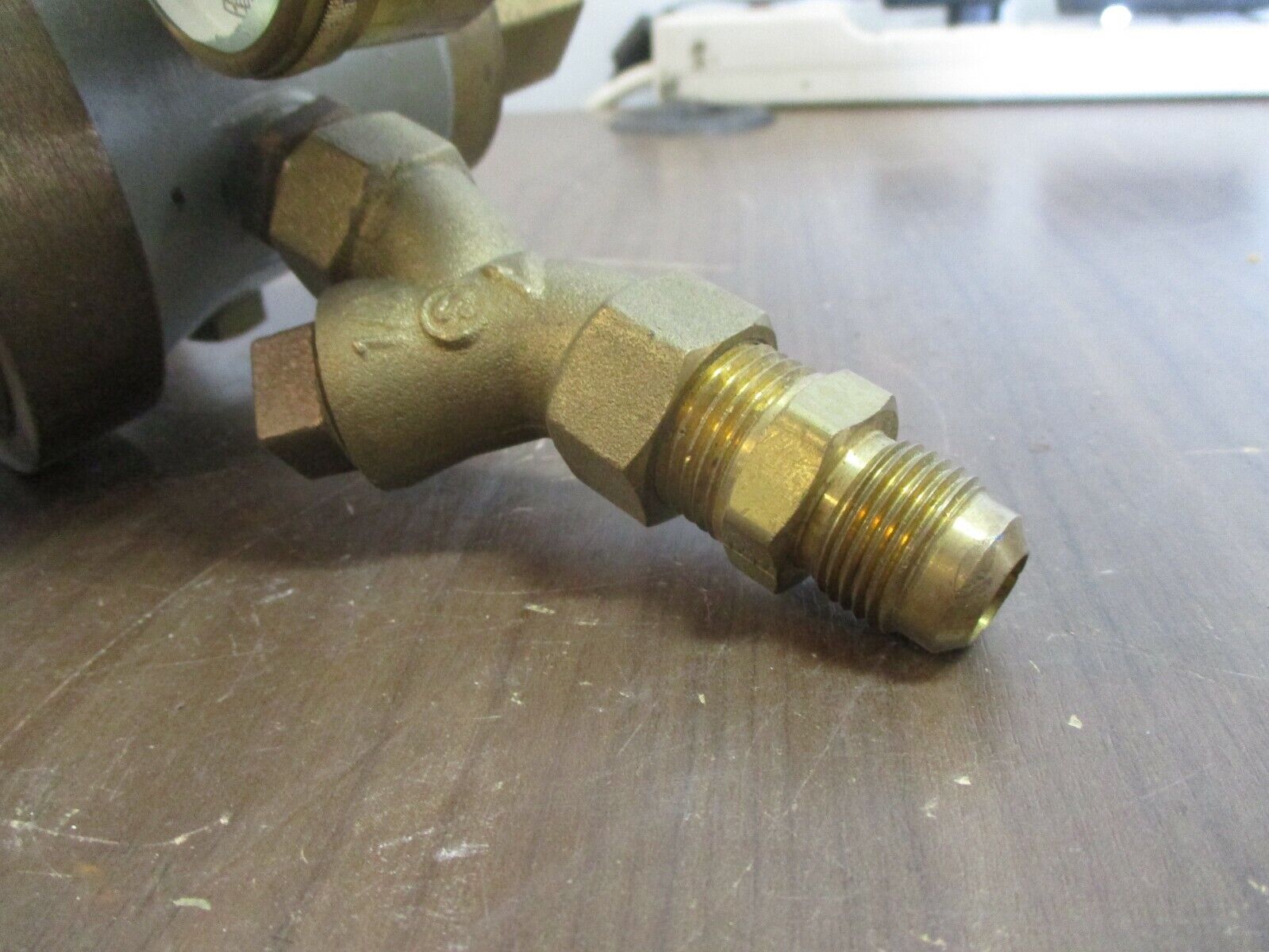 Union Carbide Regulator R-69 Used