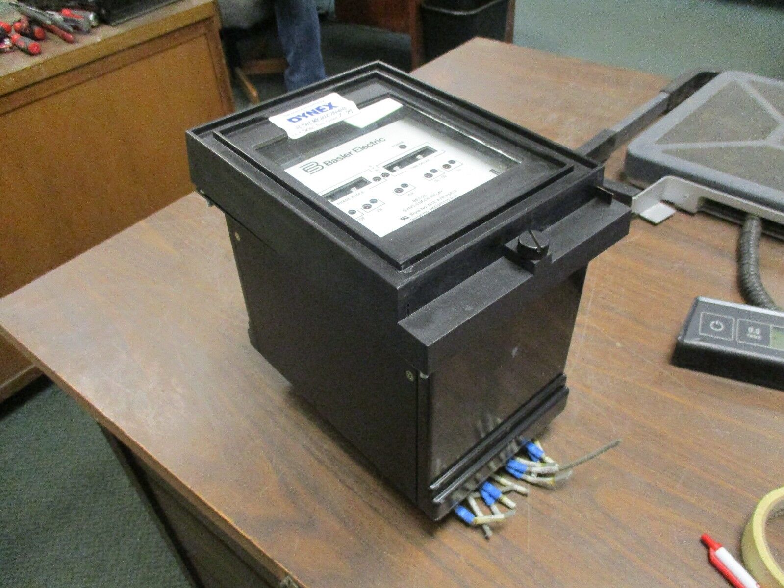 Basler Electric Sync-Check Relay BE1-25 Style #: M1E A7R A5R1F Used
