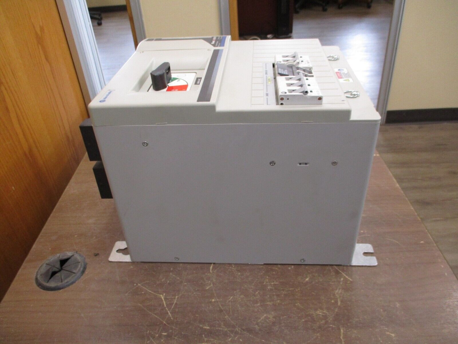 Allen-Bradley Kinetix 6000 460V Line Interface Module 2094-BL25S Ser. B Used