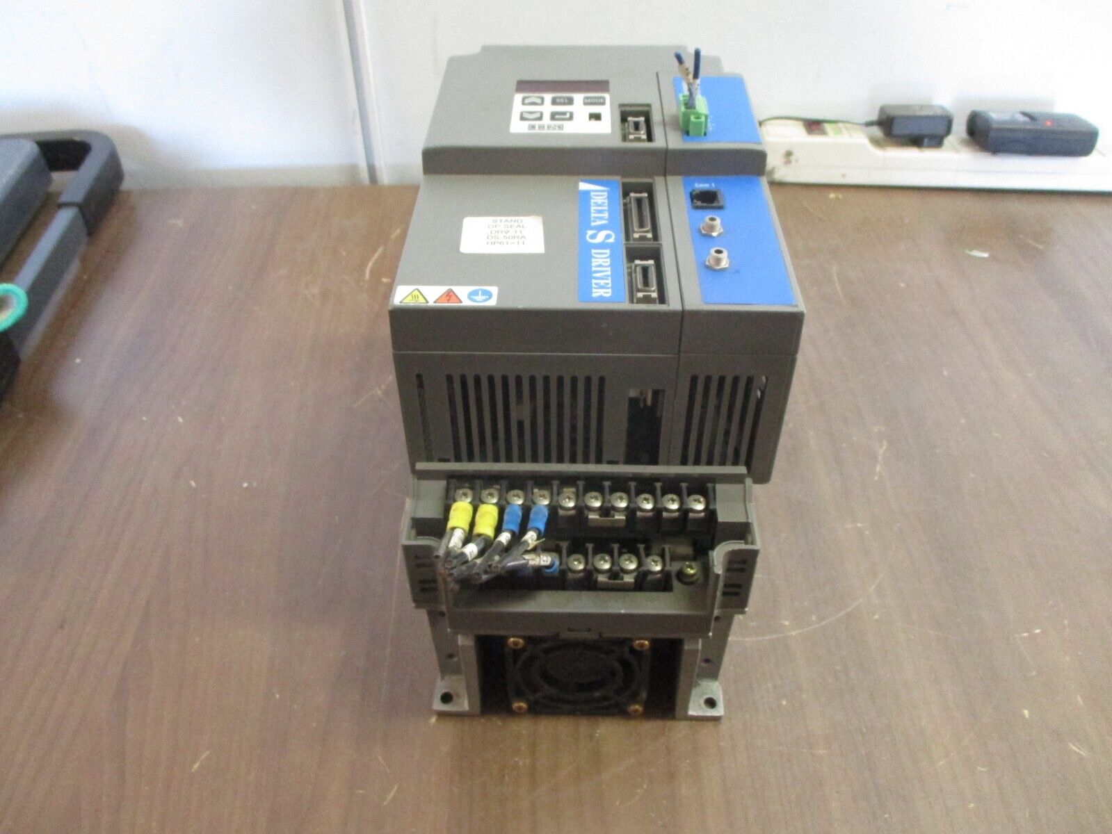 Industrial Indexing Systems Delta Servo Drive DS-50/RA *Broken Vent Siding* Used