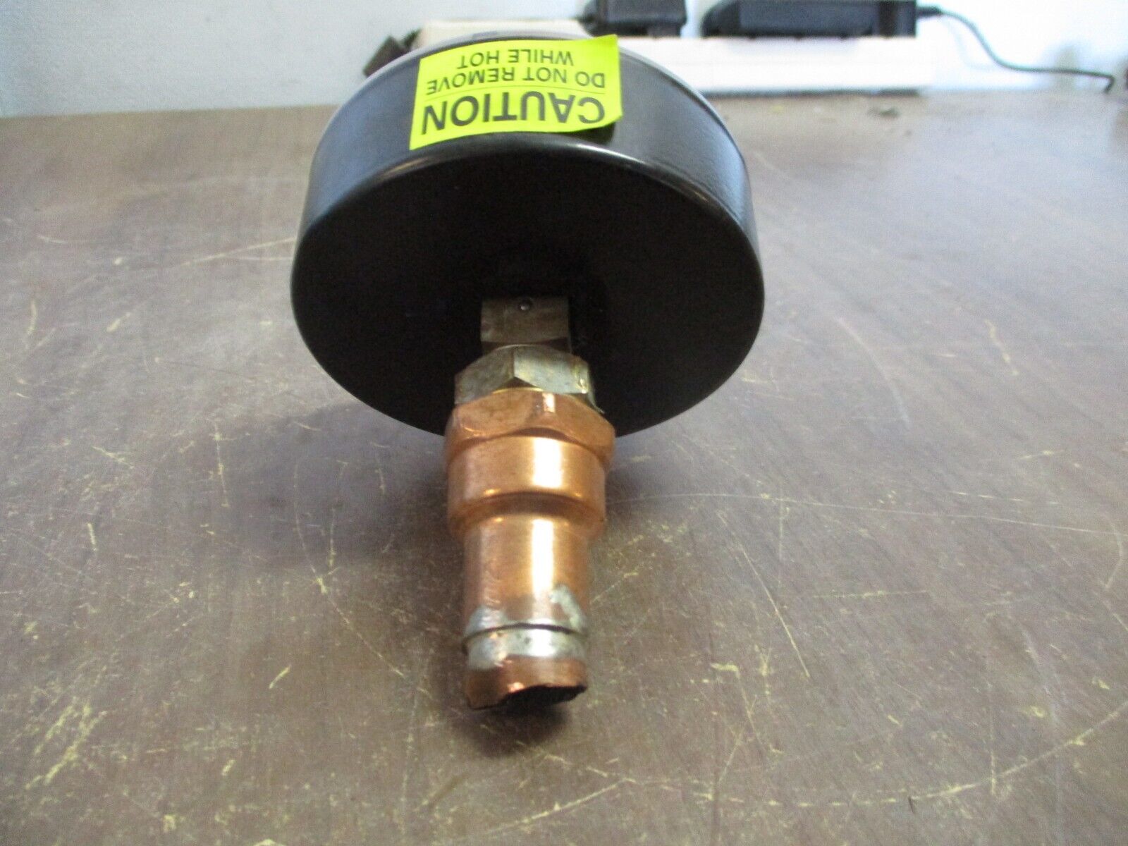 Honeywell Tridicator Pressure / Temperature Gauge Pressure: 0-75 PSI Used