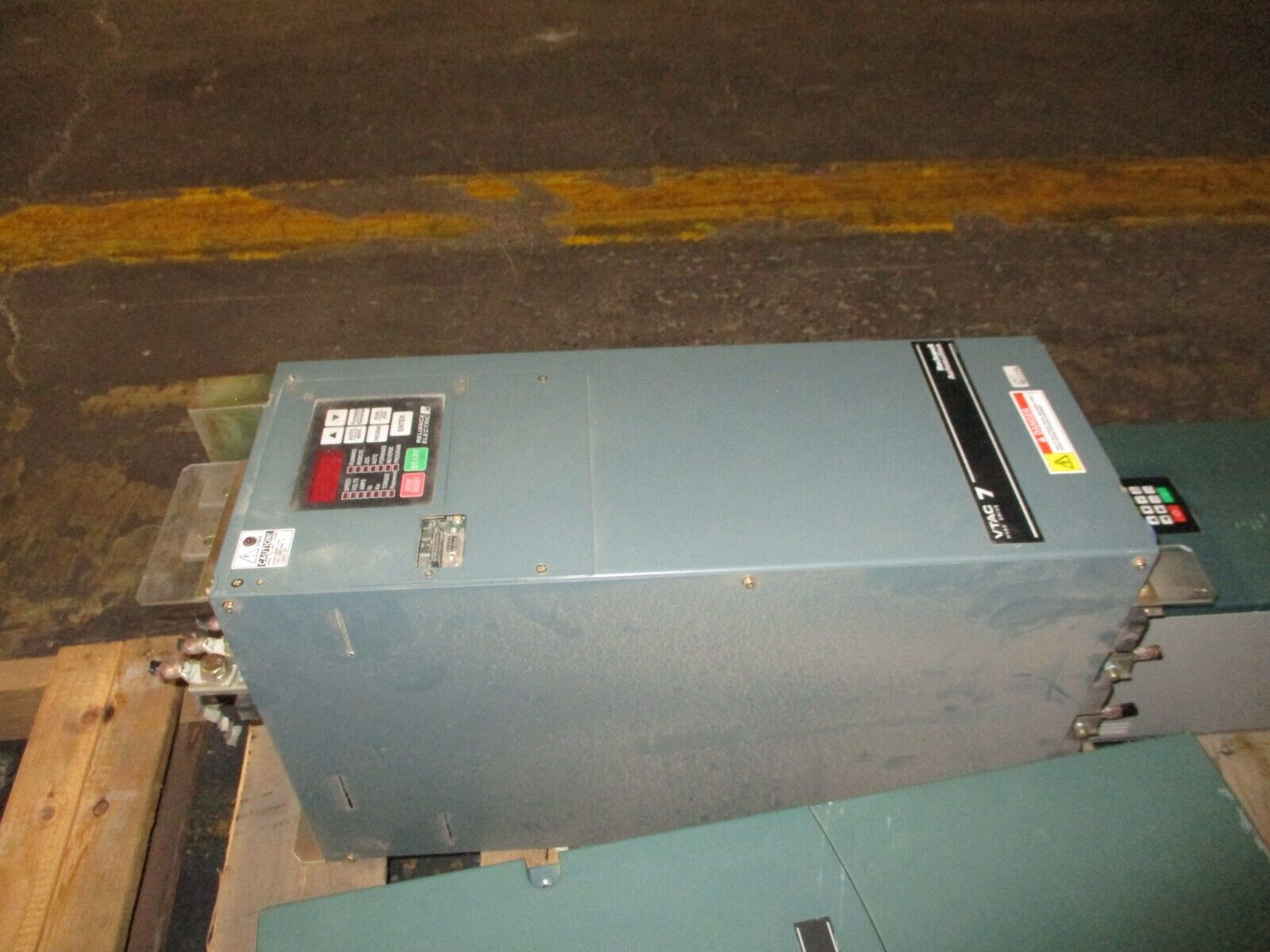 Reliance Electric VTAC7 GV3000/SE AC Drive 75V4060 75HP 3Ph Used