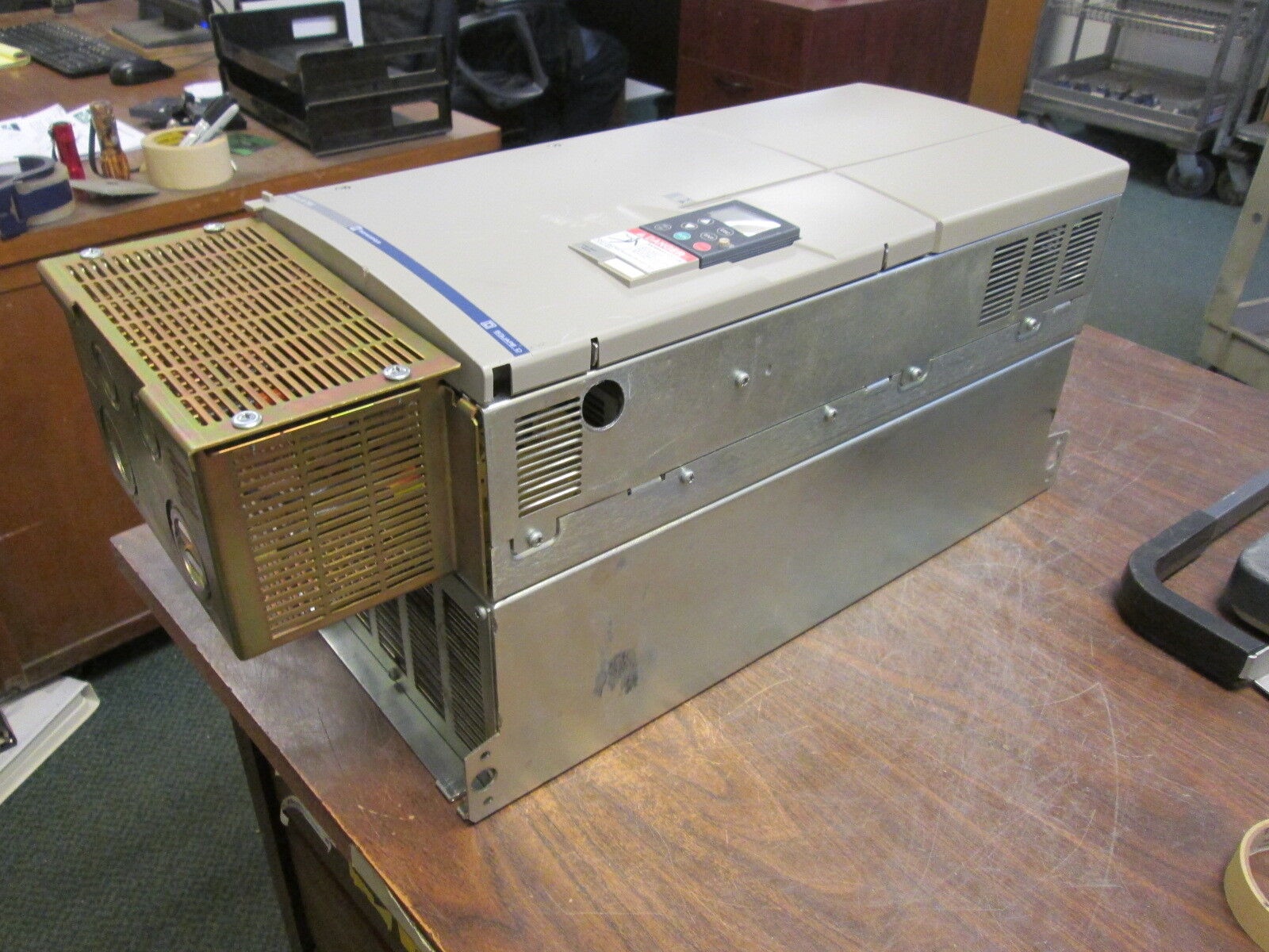 Square D Altivar 58 TRX AC Drive ATV58HD33N4XZ 30HP 3Ph Used