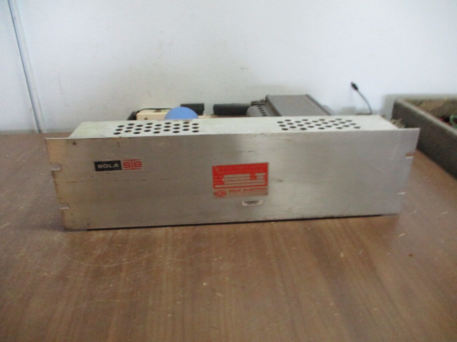 Sola DC Power Supply 28-1125 Input: 100-130VAC 60Hz Output: 125VDC 2A Used