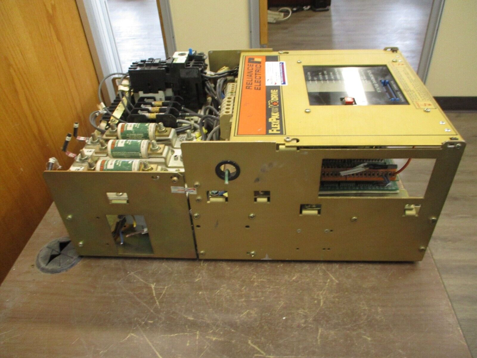 Reliance FlexPak Plus VS DC Drive 802220-SE 15HP Used