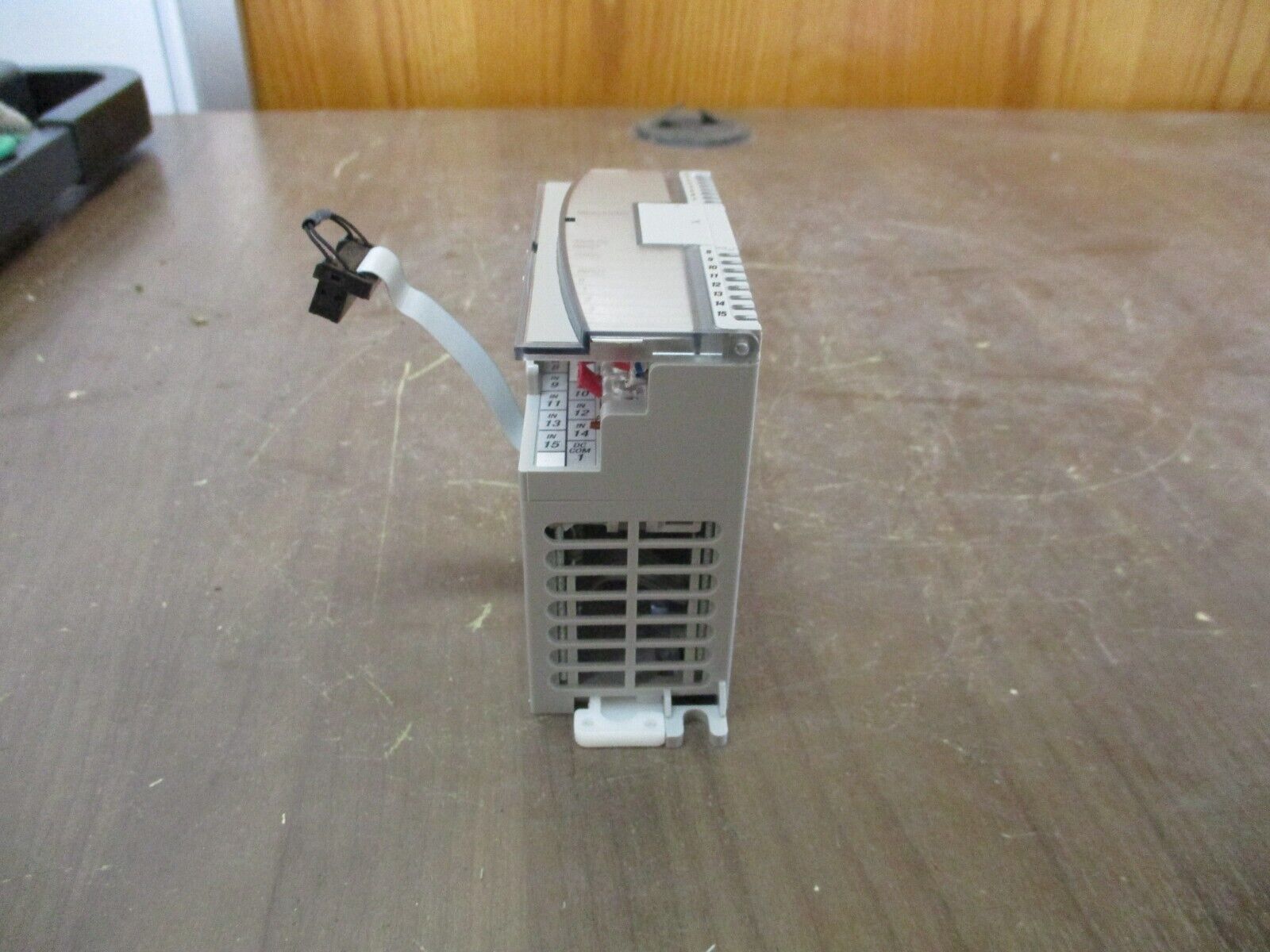 Allen-Bradley MicroLogix Sink/Source Input Module 1762-IQ16 Ser. B Rev. B 24VDC