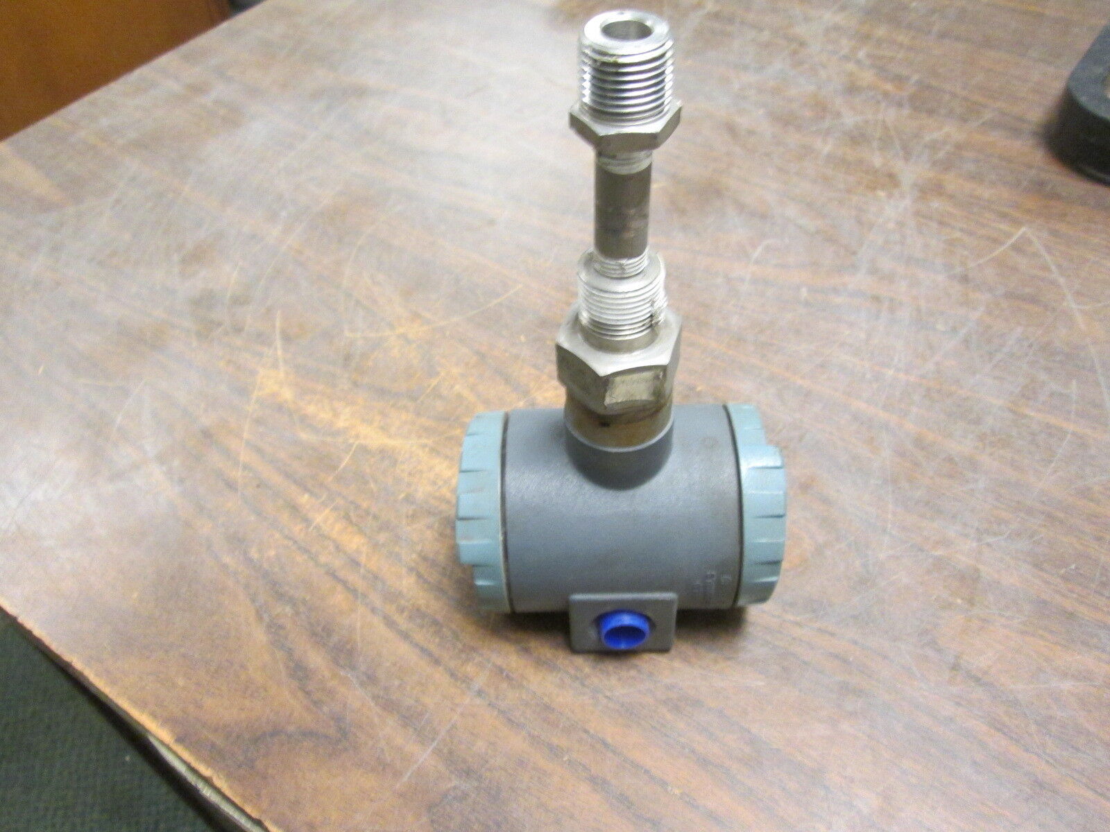 Foxboro P/I Converter 892-2 Input:3-15PSI Output:4-20mA DC Supply:12.5-36VDC