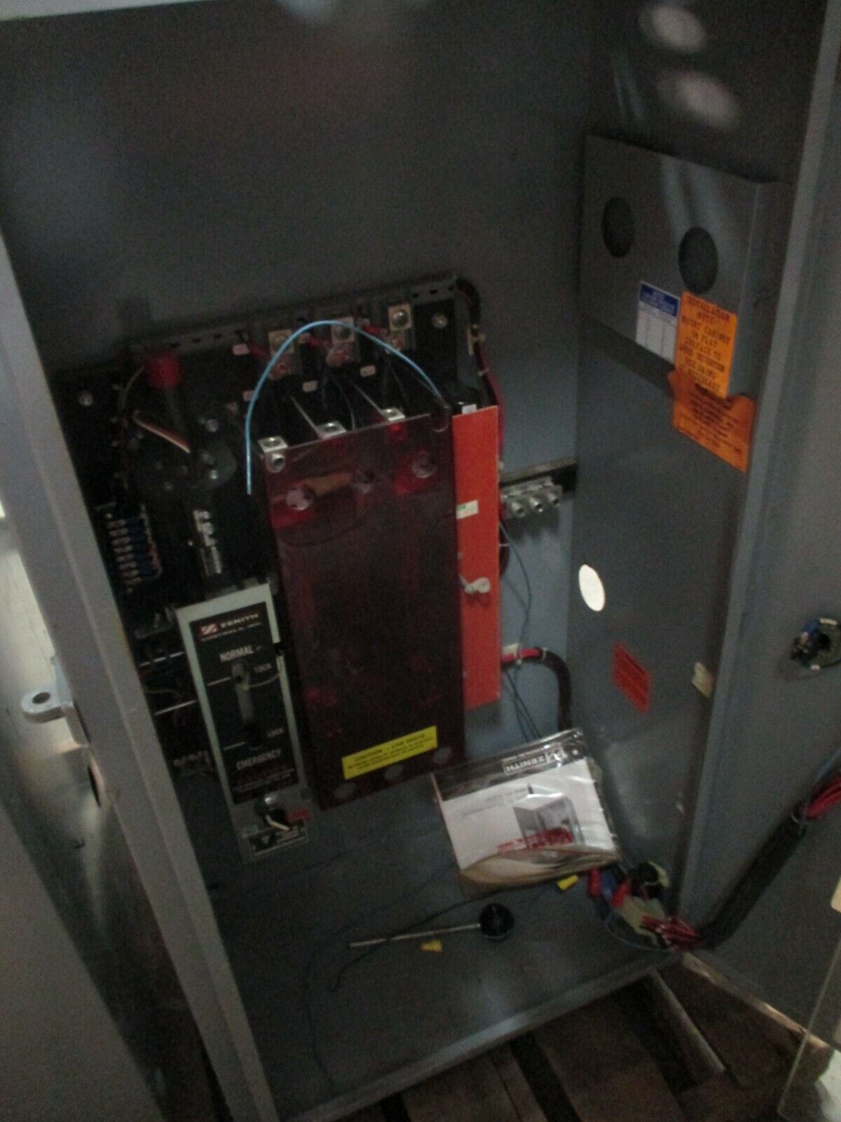 Zenith Automatic Transfer Switch ZTS15EC-7AAAAELLPTVA 150A 480V 60Hz 3Ph Used