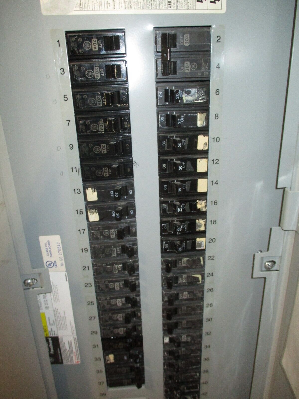 GE Main Lug Breaker Panel AQU3422RCX 225A Max 208/120V 3Ph 4W 42-Slot Used