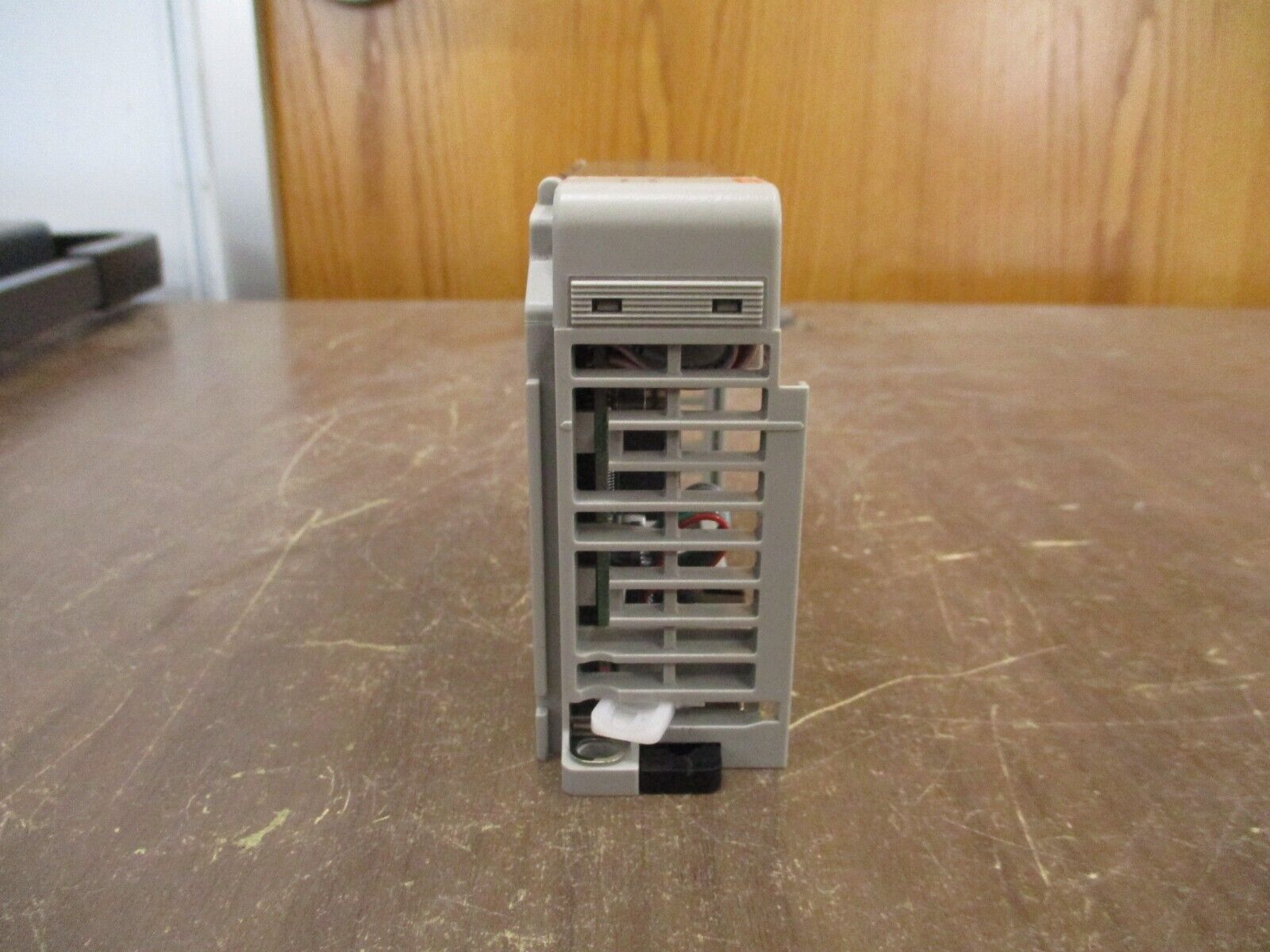 Allen-Bradley Compact I/O Isolated Form A Relay Output Module 1769-OW8I Ser. B