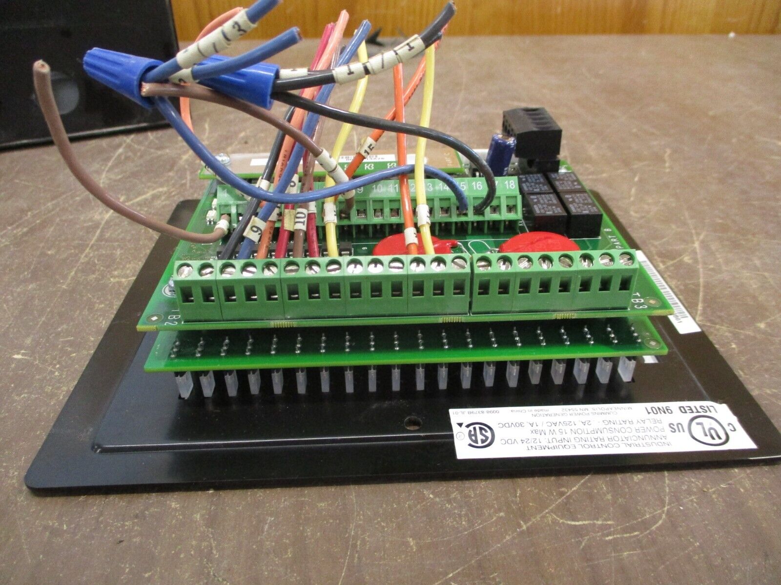 Cummins Power Command Annunciator A029Y779 12/24VDC Used