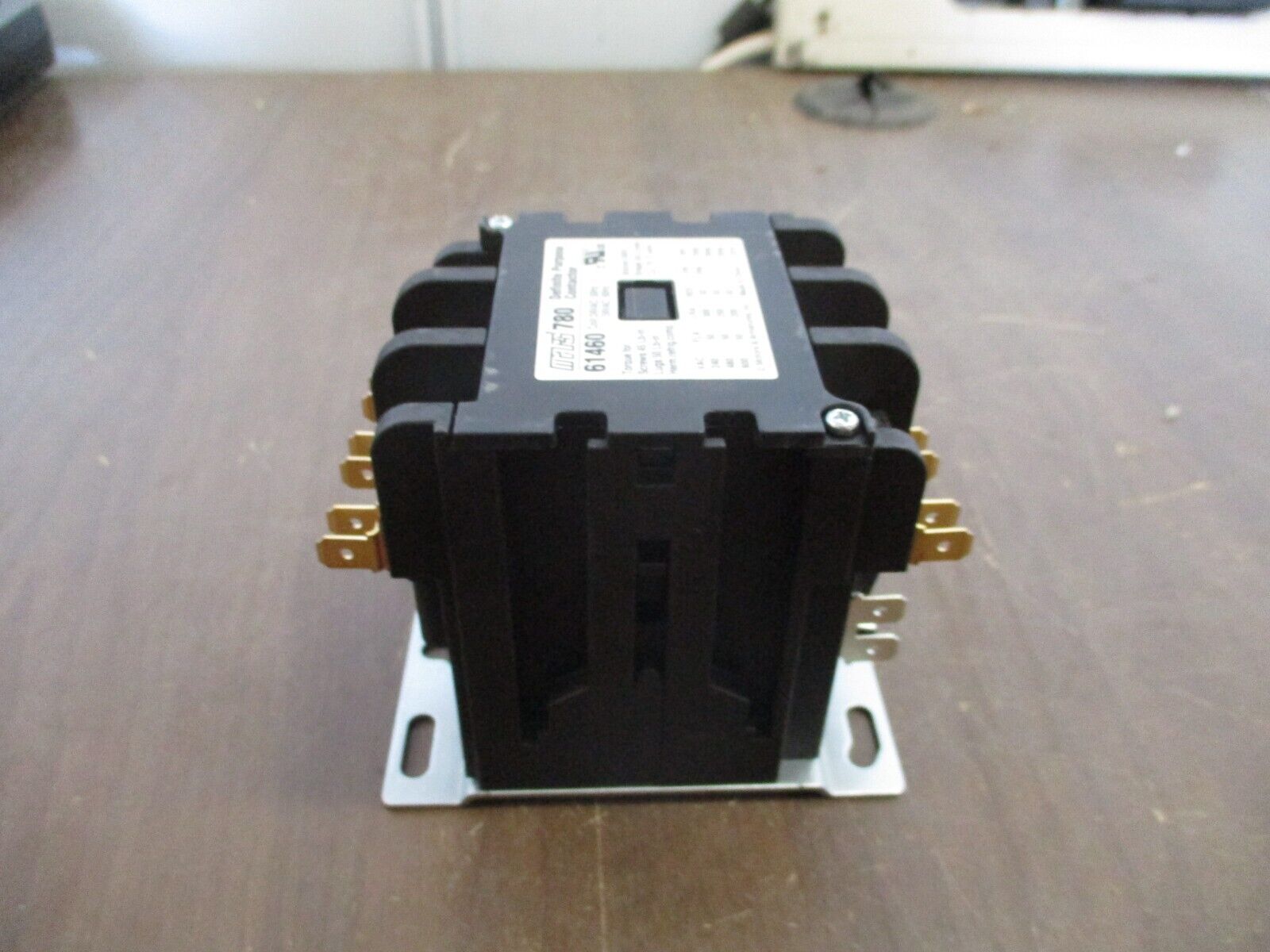 Mars 780 Definite Purpose Contactor 61460 24V Coil 50A 3P New Surplus