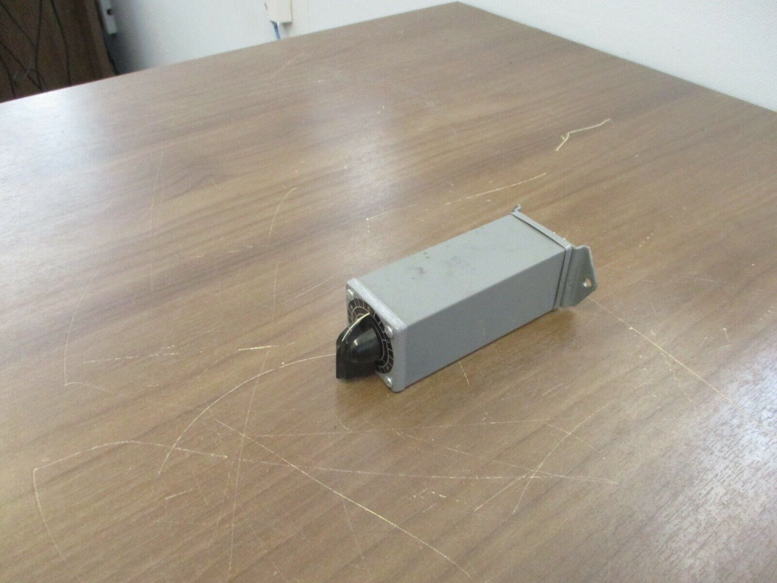 Agastat Timing Relay 2122D4YD 125VDC Coil 0.375-3.0 Range Used