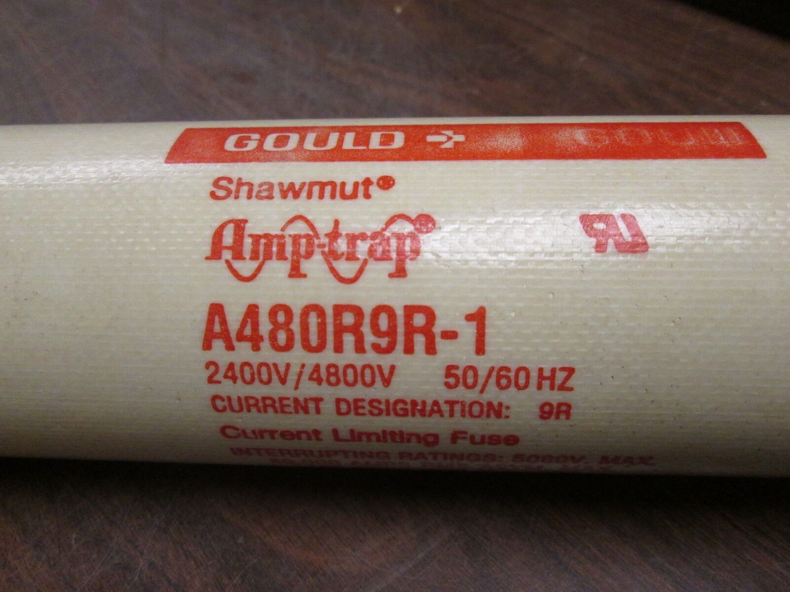 Gould Shawmut Amp-Trap Fuse A480R9R-1 2.4/4.8KV 9R Rating Used