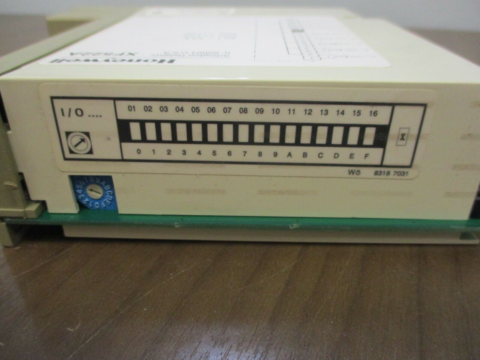 Honeywell Analog Output Module XF522A 1mA 11VDC Used