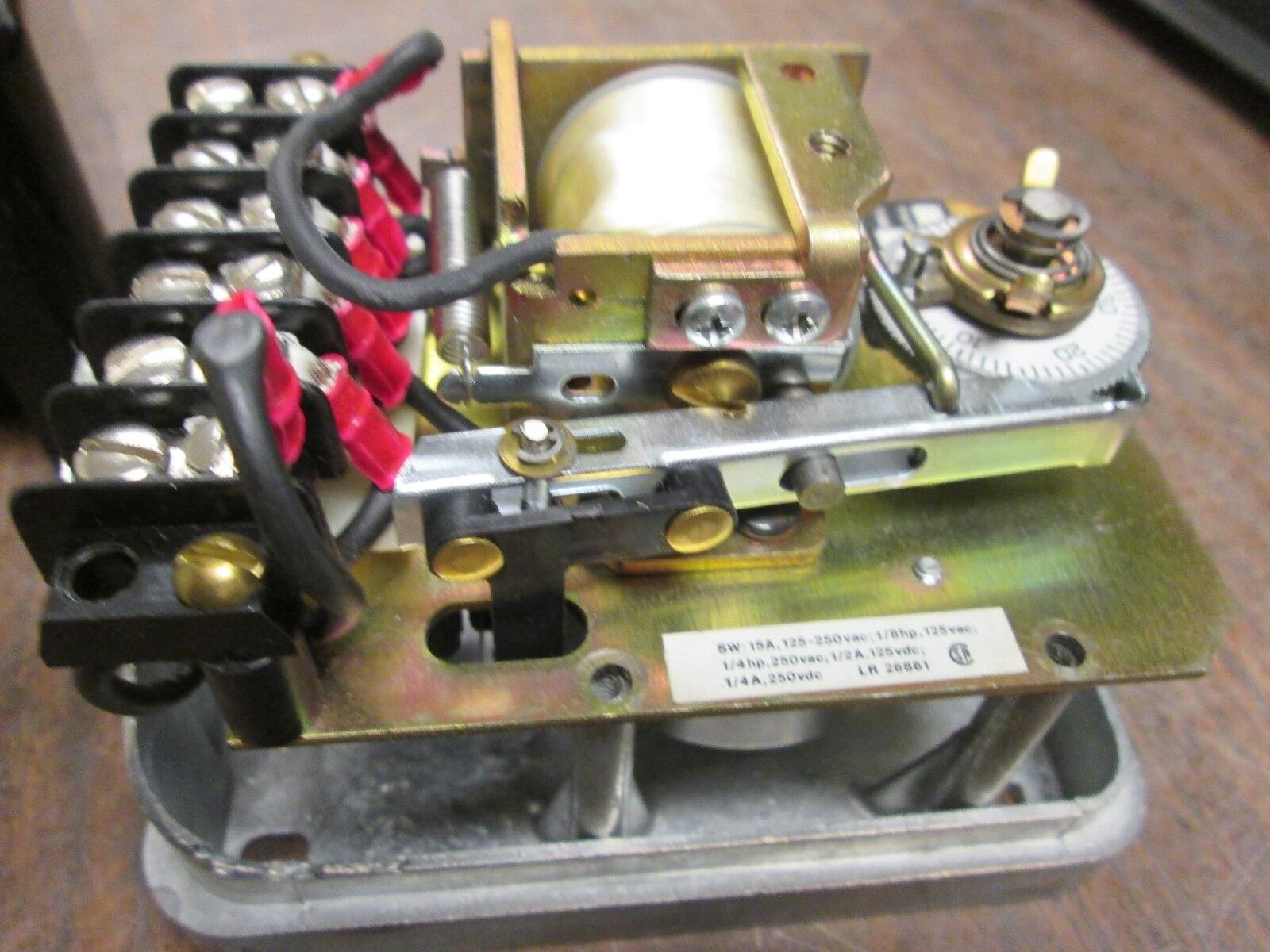 Eagle Signal Timer HD42A621 120V 60Hz 55 sec Used - missing inside scew