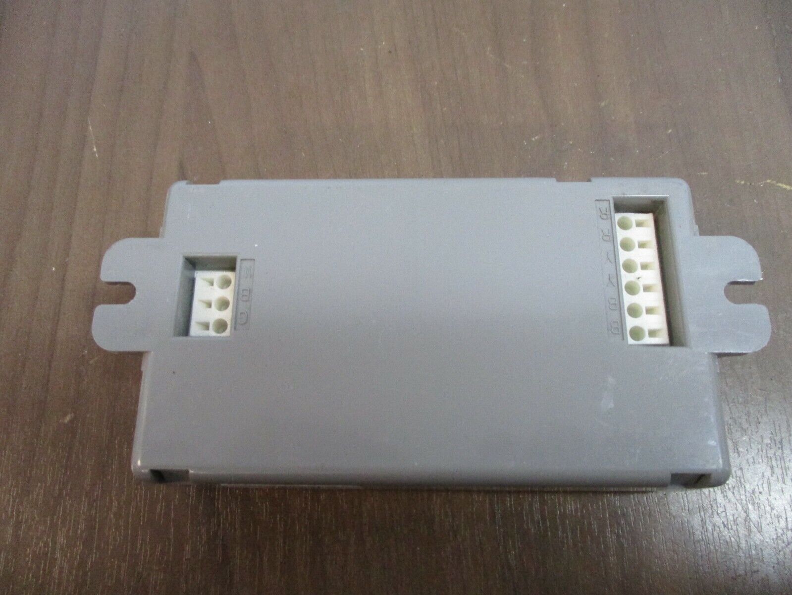 Sylvania Quicktronic Professional Series Electronics Ballast QTP 2X26CF/UNV BS