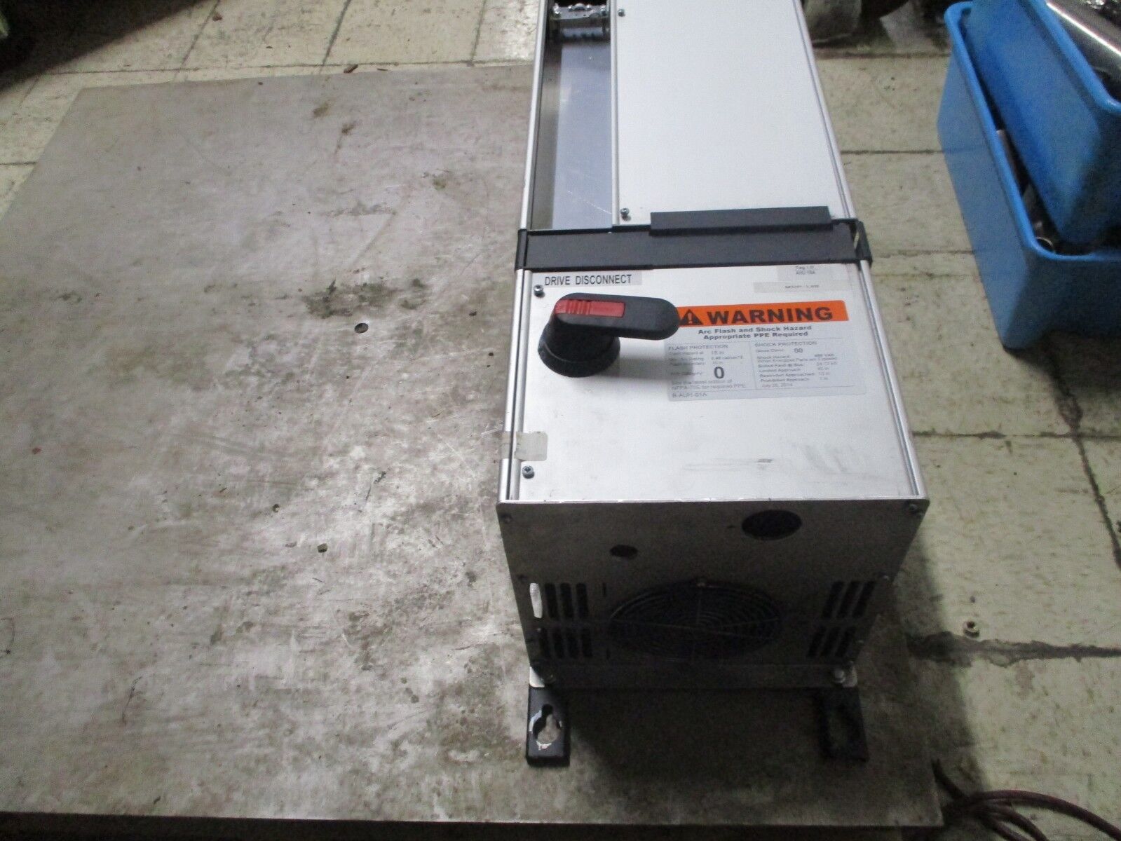 Danfoss VLT 6062 AC Drive w/ Disconnect 175Z7371 60HP *Missing Terminal Cover*