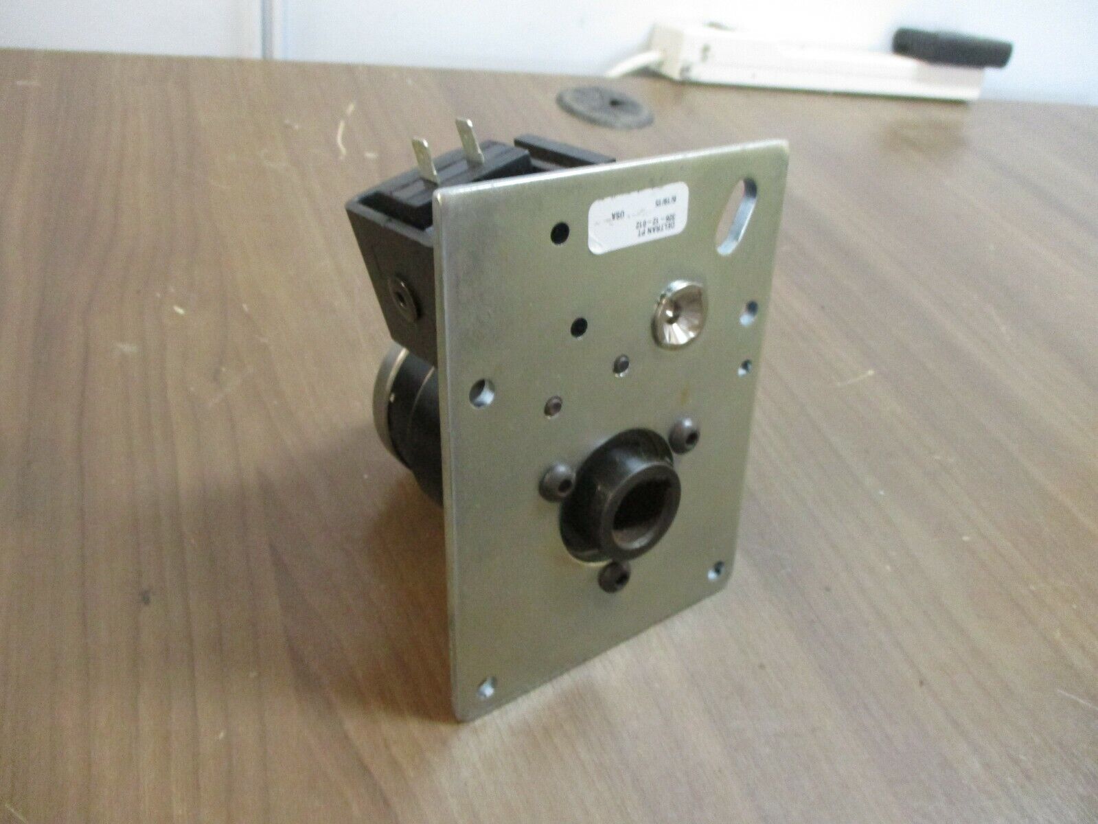 Deltran Clutch / Brake 326-12-012 Solenoid Operated Used