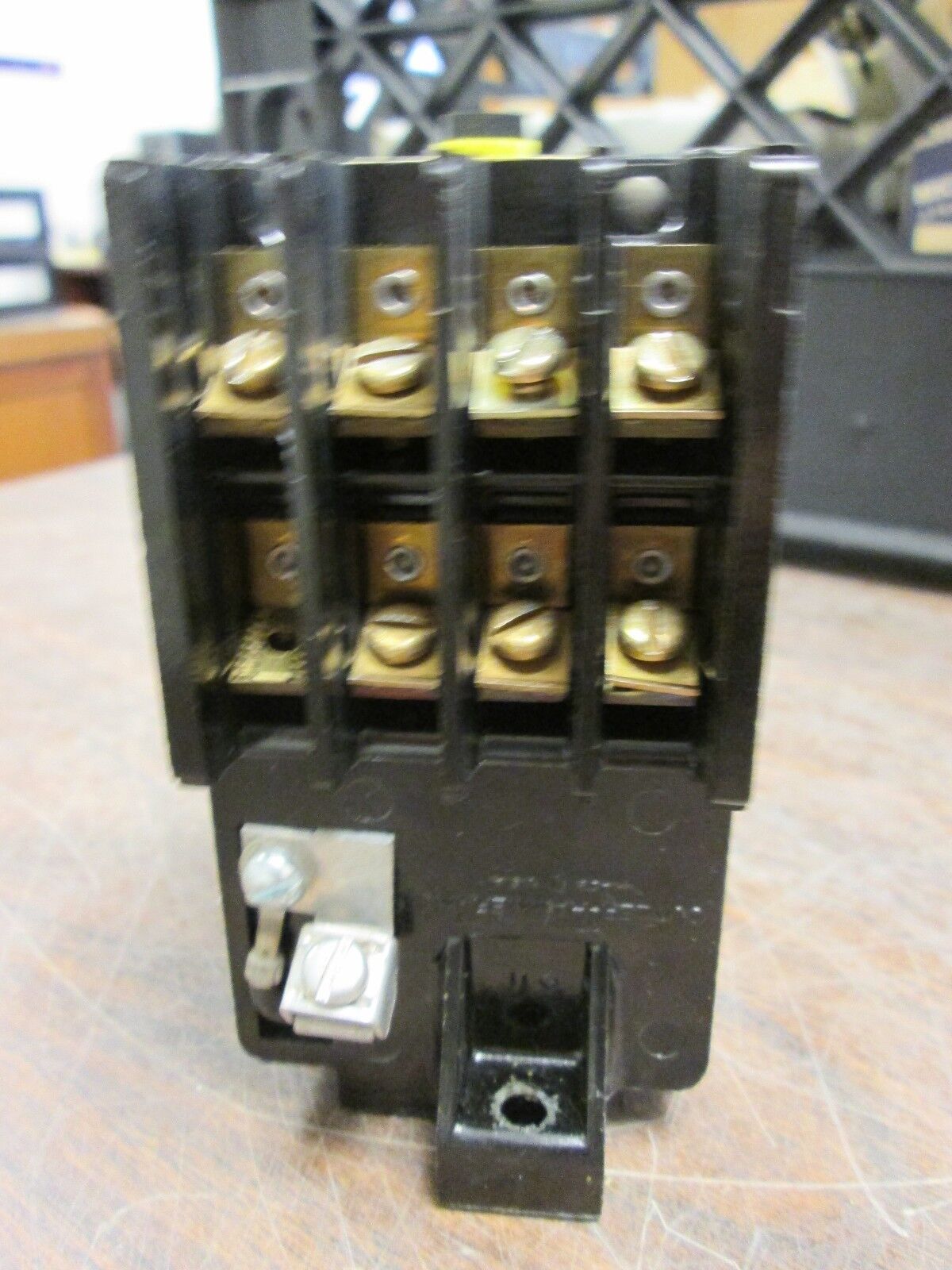 Cutler-Hammer Relay No. 910 9575H2261A 115/120V Coil Used