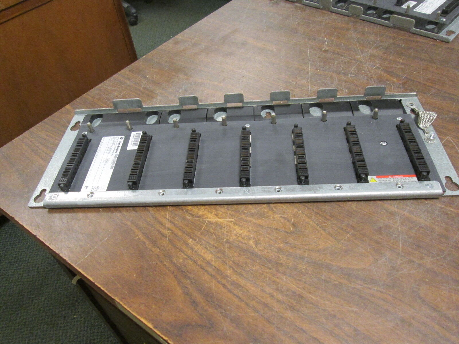 Allen-Bradley 6-Axis Power Rail 2094-PR6 Ser. A Buss: 325/650VDC, 70A Used