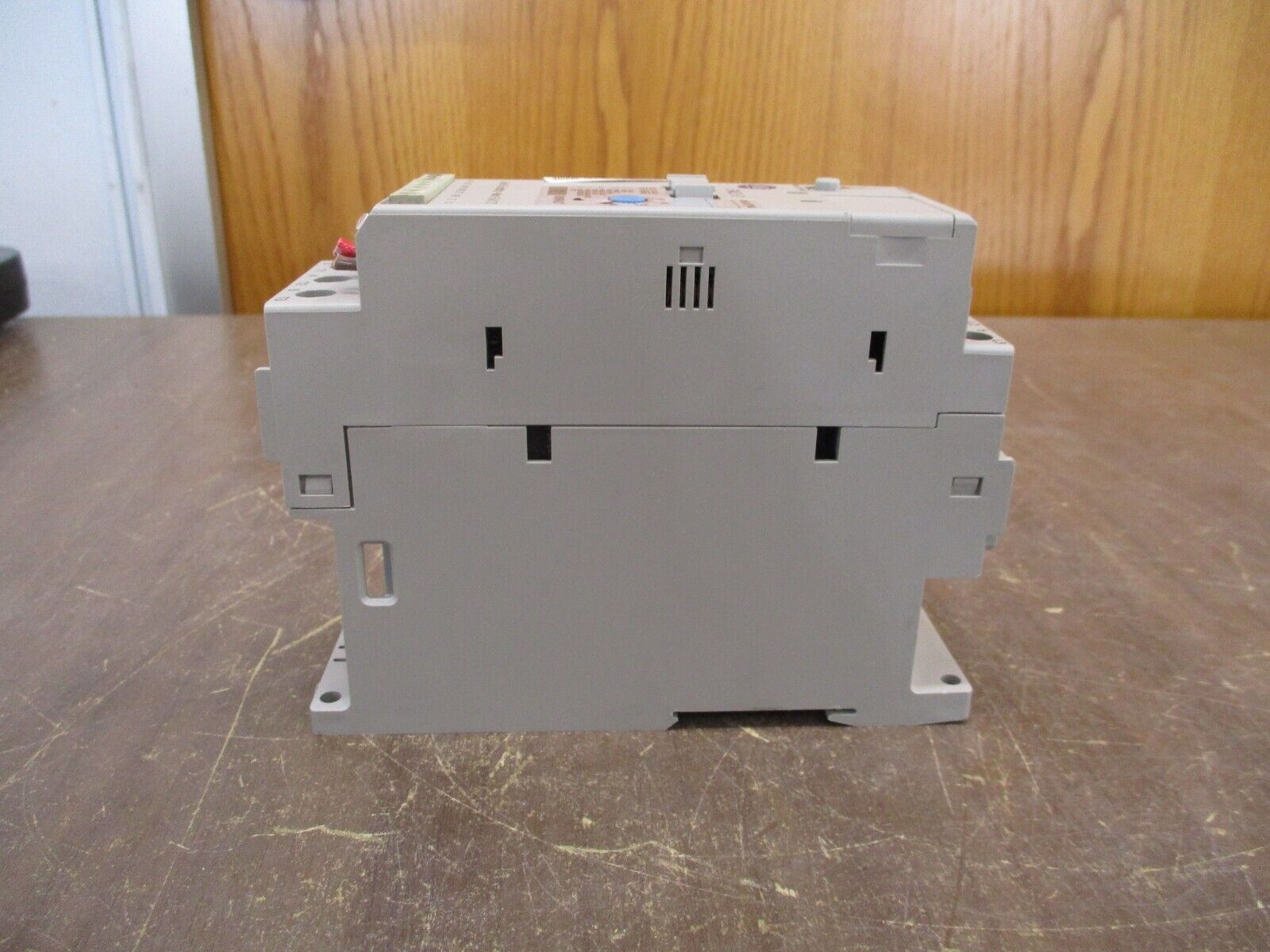 Allen-Bradley SMC-3 Soft Start 150-C9NBD Ser. B FRN 2.08 Used