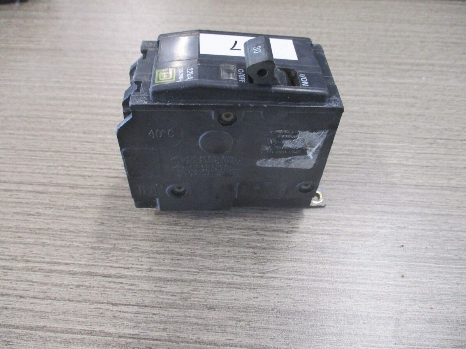 Square D Bolt-On Circuit Breaker QOB230VH 30A 120/240V 2P 22KA Used