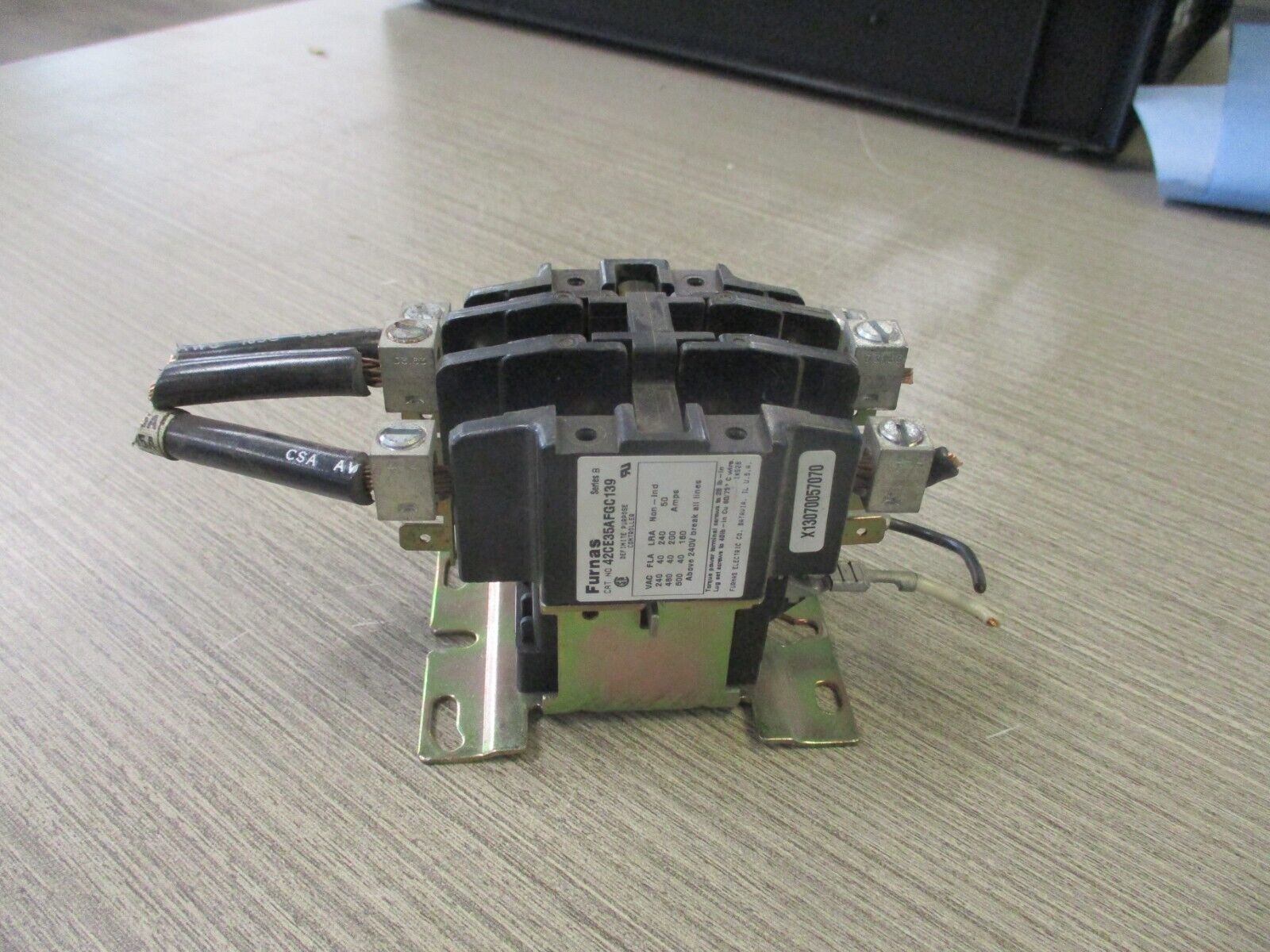 Furnas Definite Purpose Contactor 42CE35AFGC139 Ser. B 120V 40A 600V Used.