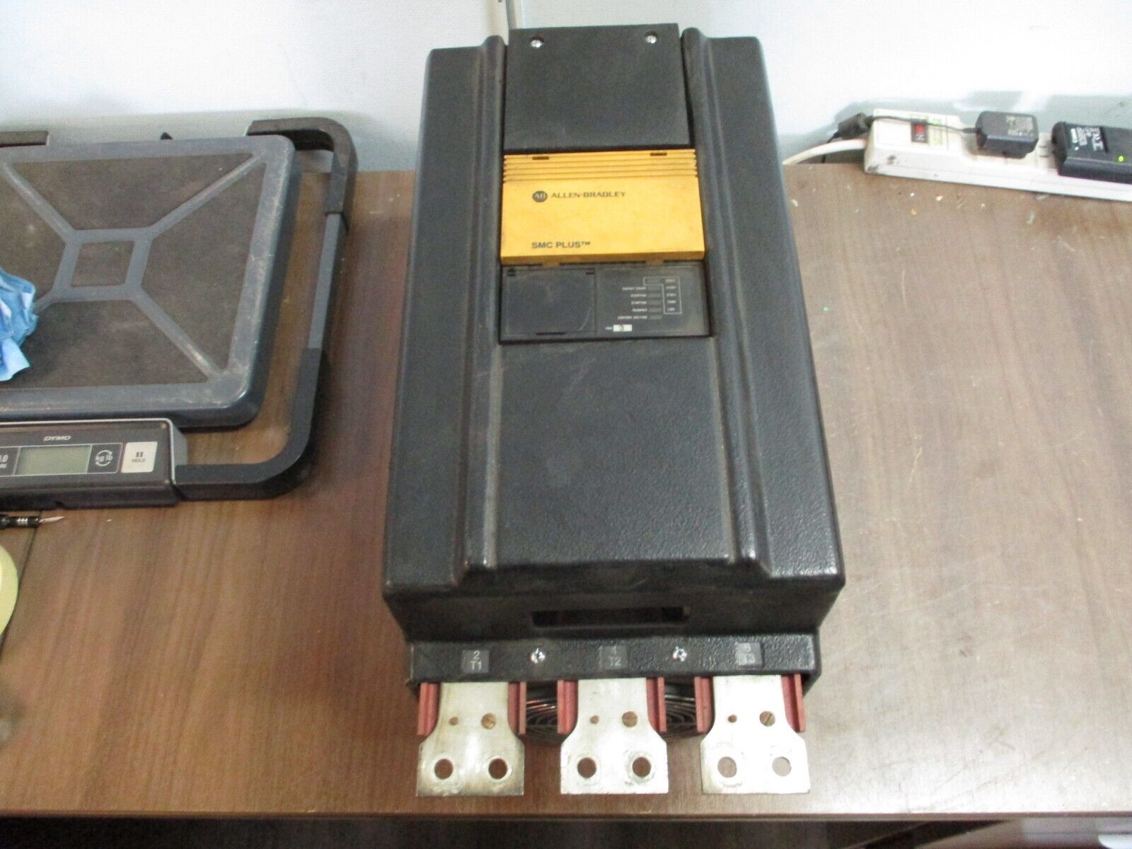 Allen-Bradley SMC Plus Soft Start 150-A180NBD Ser. B 150HP 208-480V 3Ph 47-63Hz