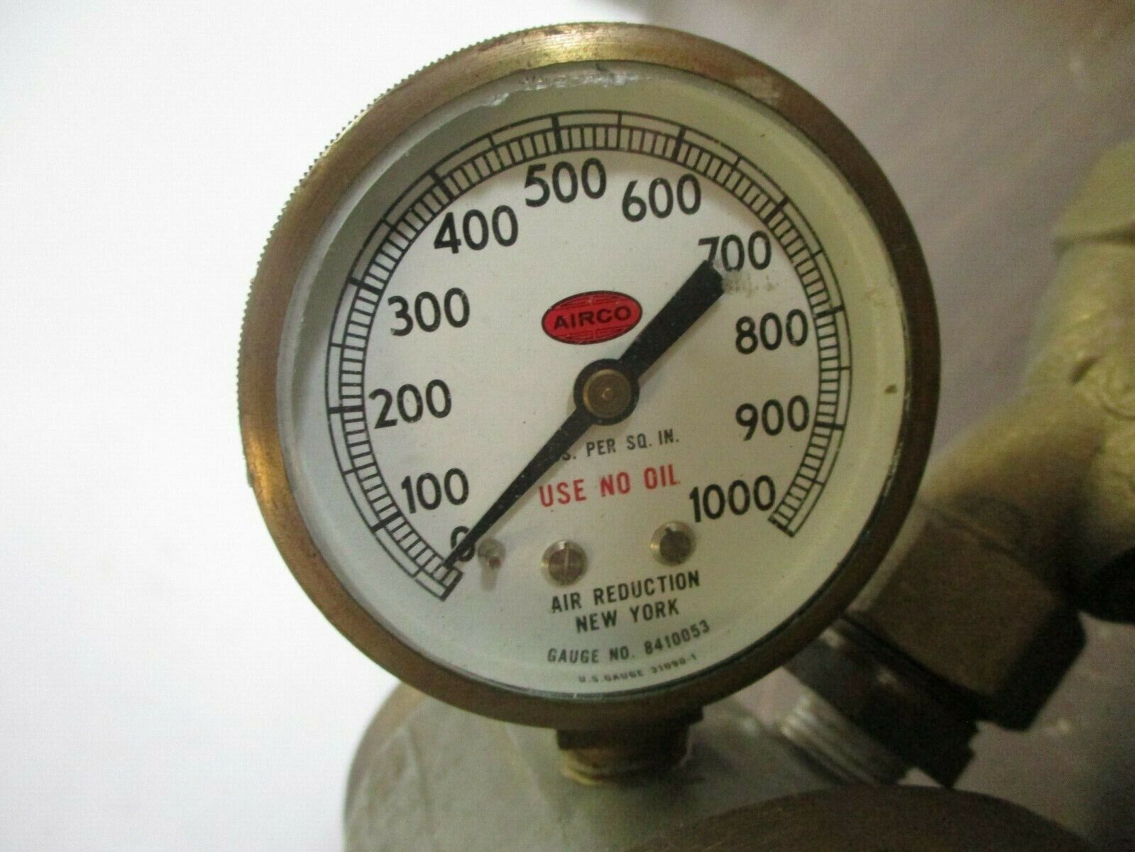 Union Carbide Regulator R-69 Used
