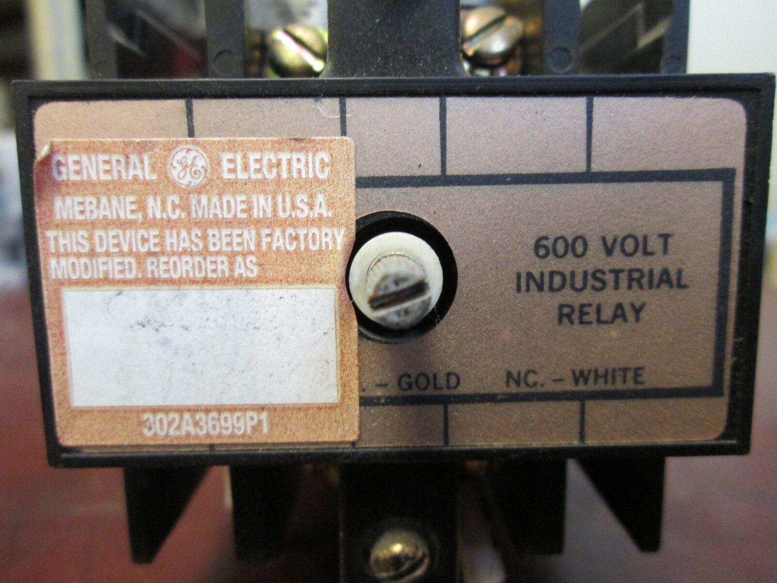 GE Relay CR120B 020 with CR120BX3 120V Coil 600V Used