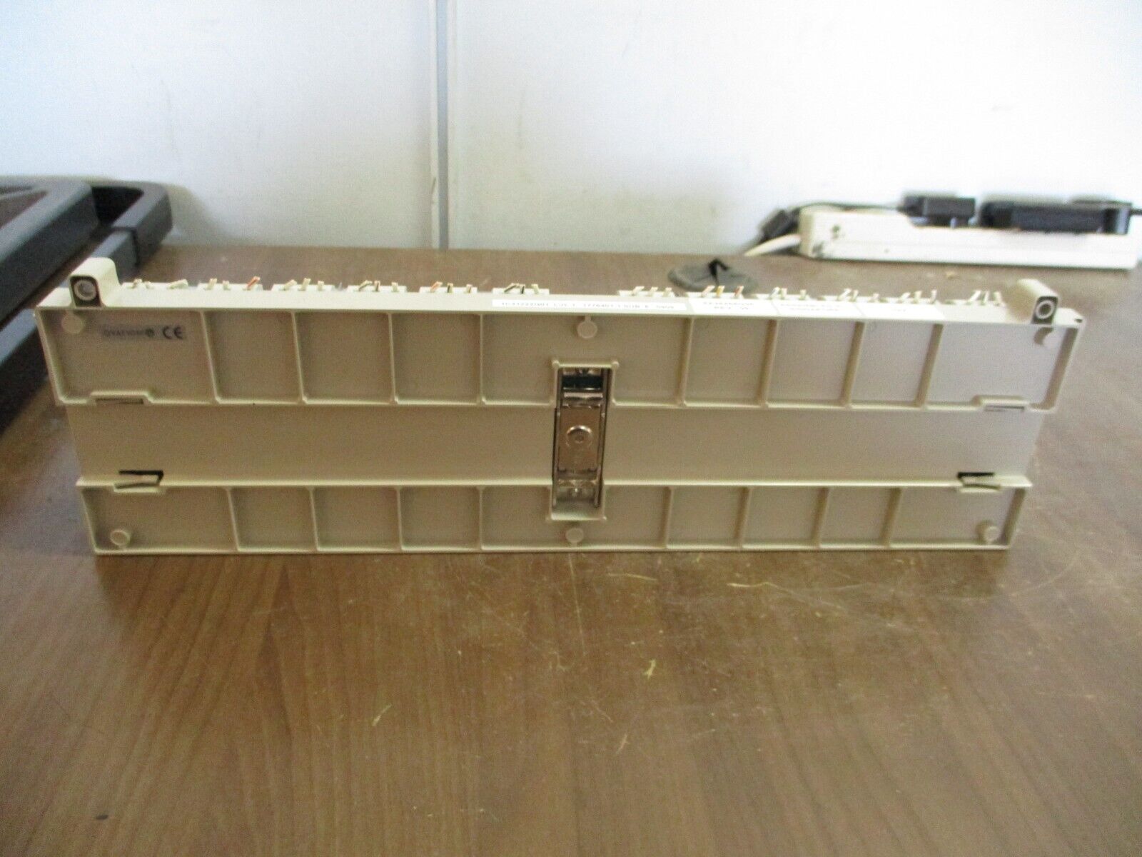 Tyco/Emerson Ovation Relay Assembly 5A26458G05 Rev. 09 *(2) Broken Corners* Used