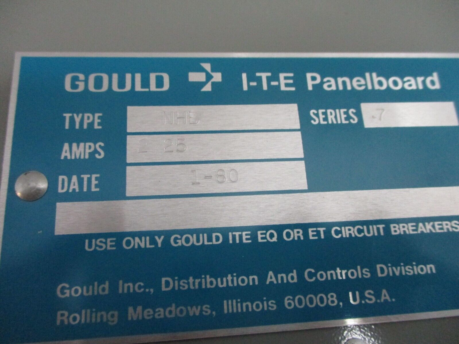 Gould ITE Panelboard Deadfront NHB 30-Slot Size: 24.5" x 11" Used